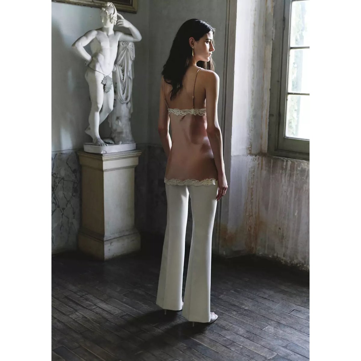 Top satiné dentelle rose clair, MANGO