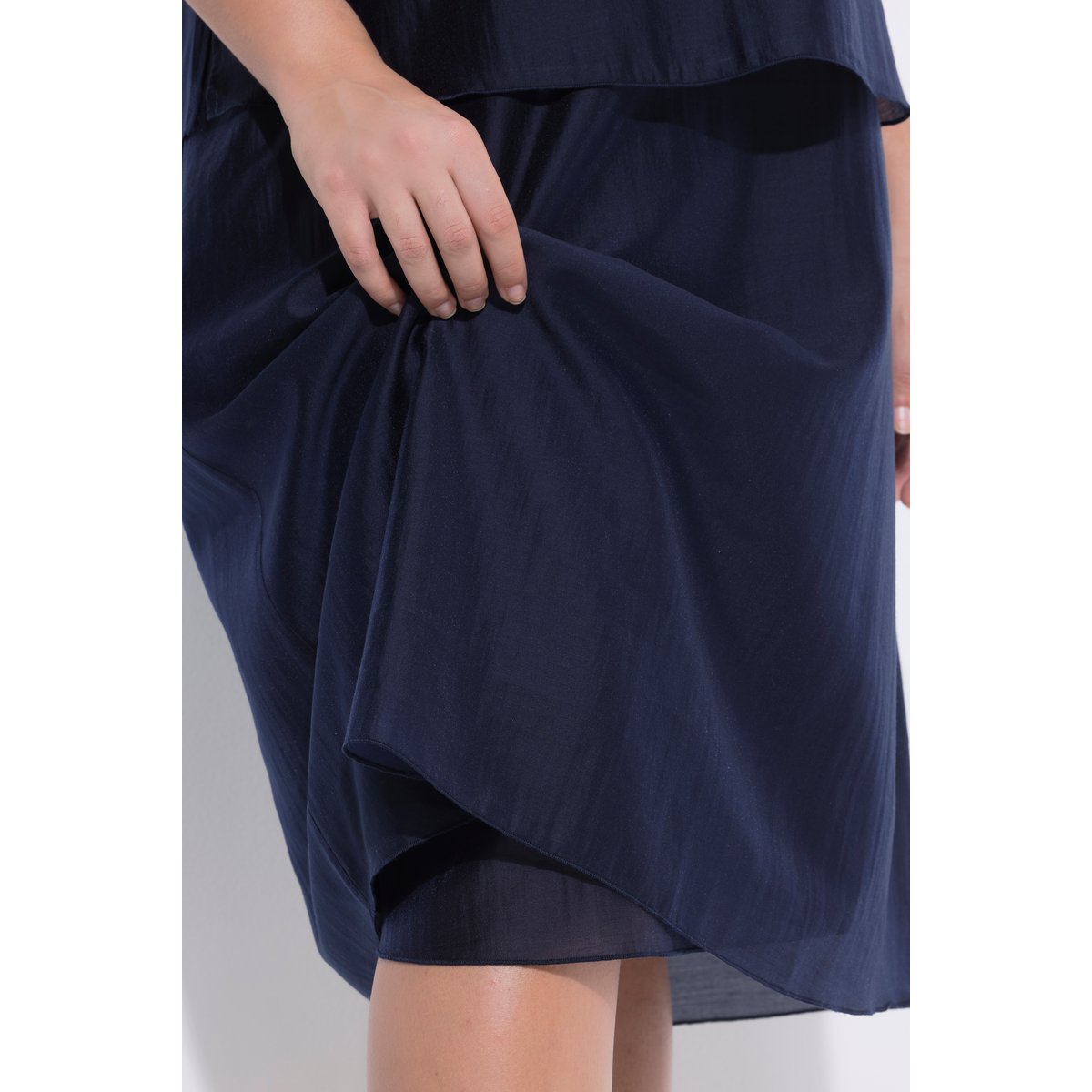 Robe midi sans manches en mousseline marine, ULLA POPKEN