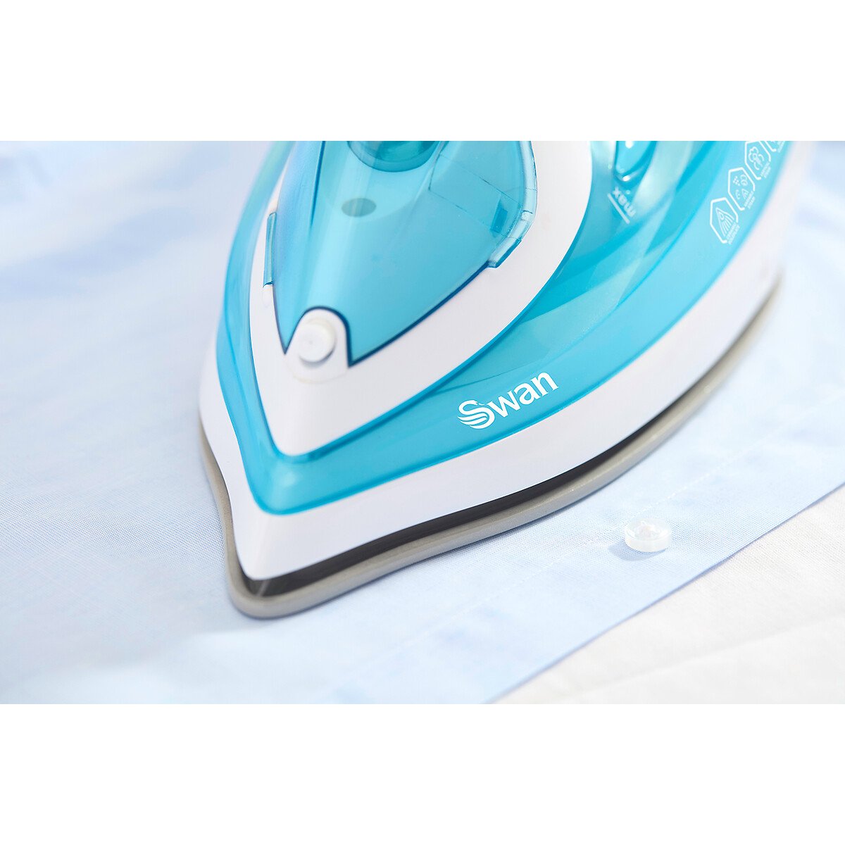 2600W Steam Iron - SI12054 white, SWAN