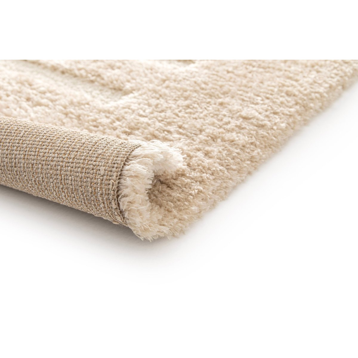 Tapis doux et épais en polyester recyclé effet relief PASSAGE beige sable, AFK LIVING