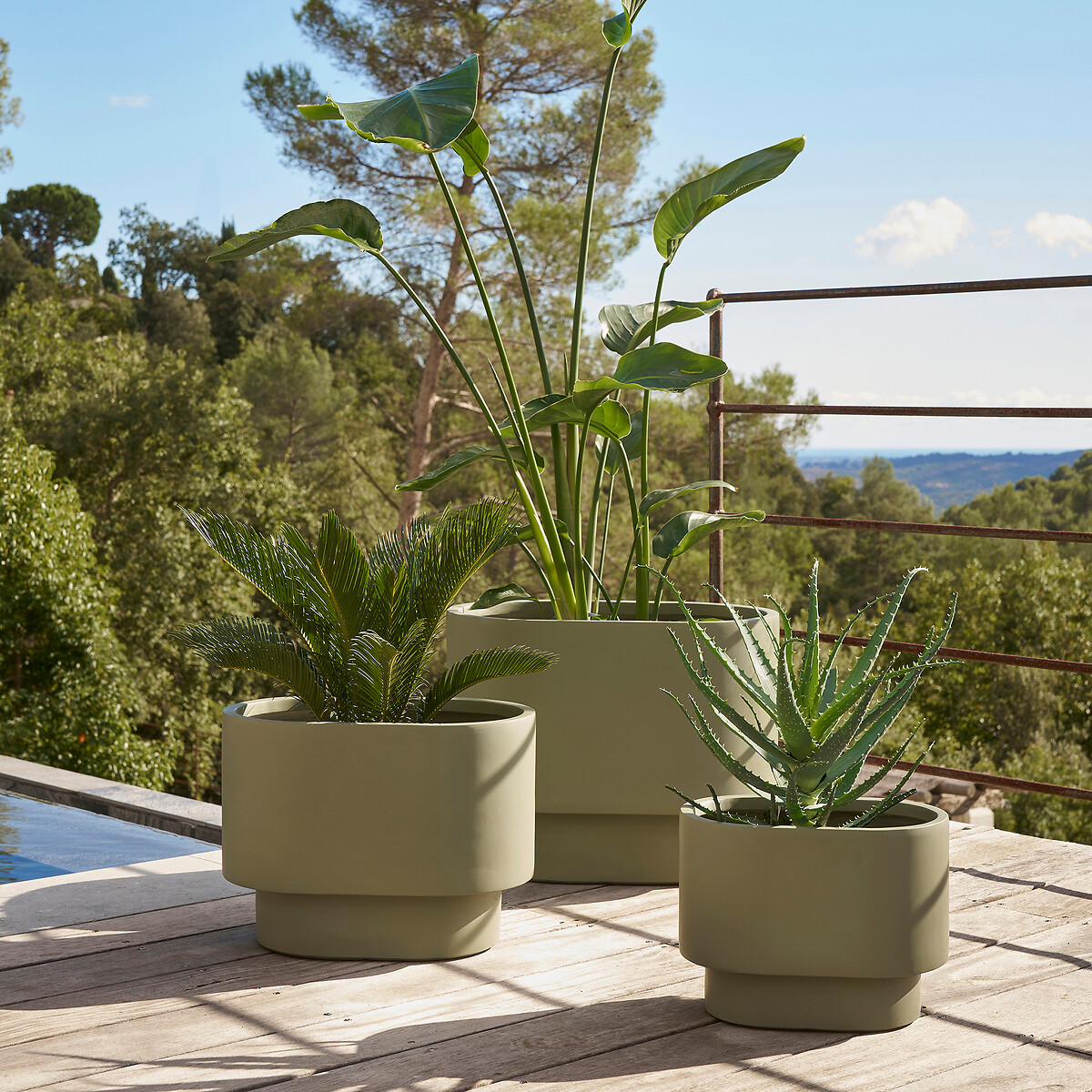 Fervia Clay Fibre Plant Pot Holder Height 24cm green, LA REDOUTE INTERIEURS