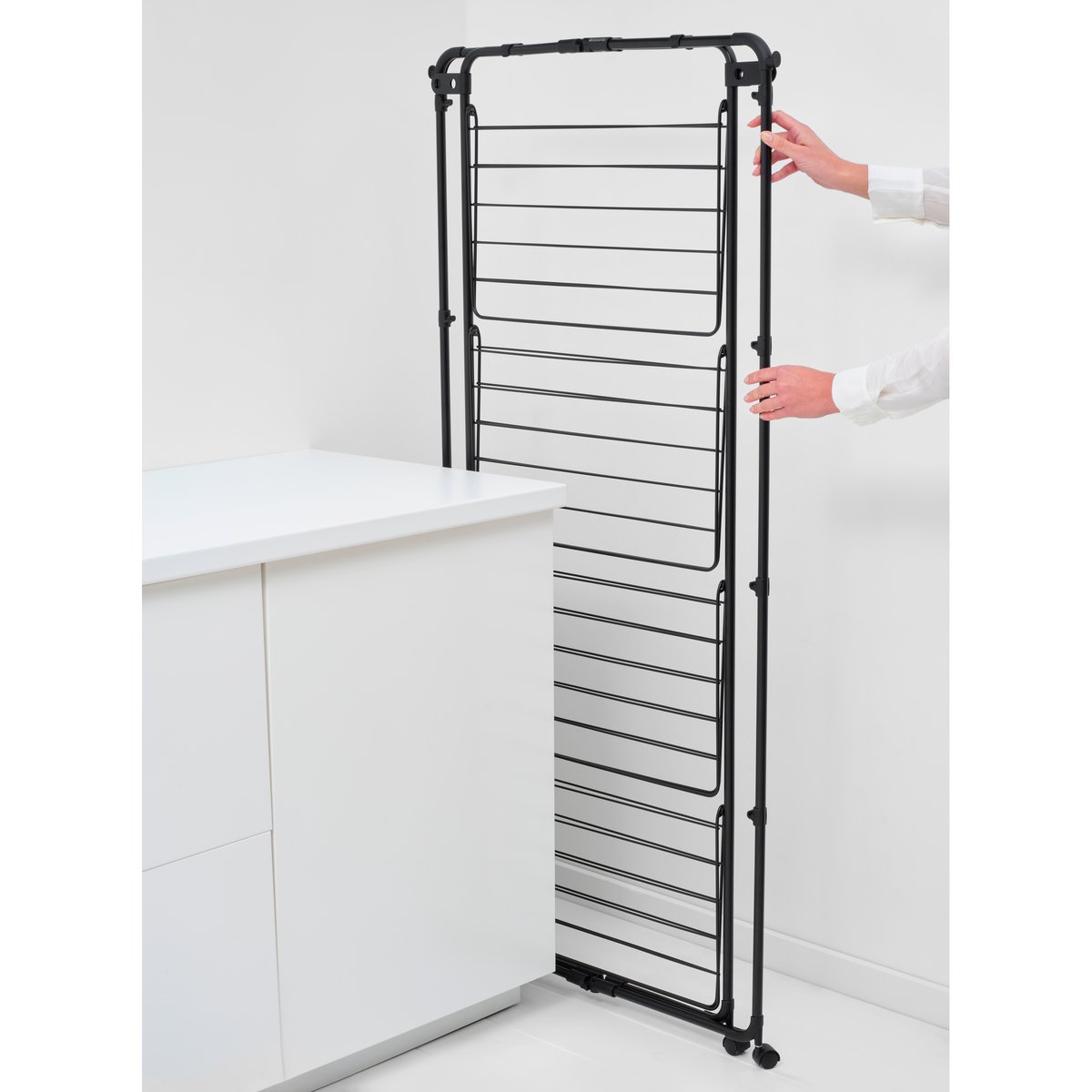 Séchoir à linge HANGON matt black, BRABANTIA