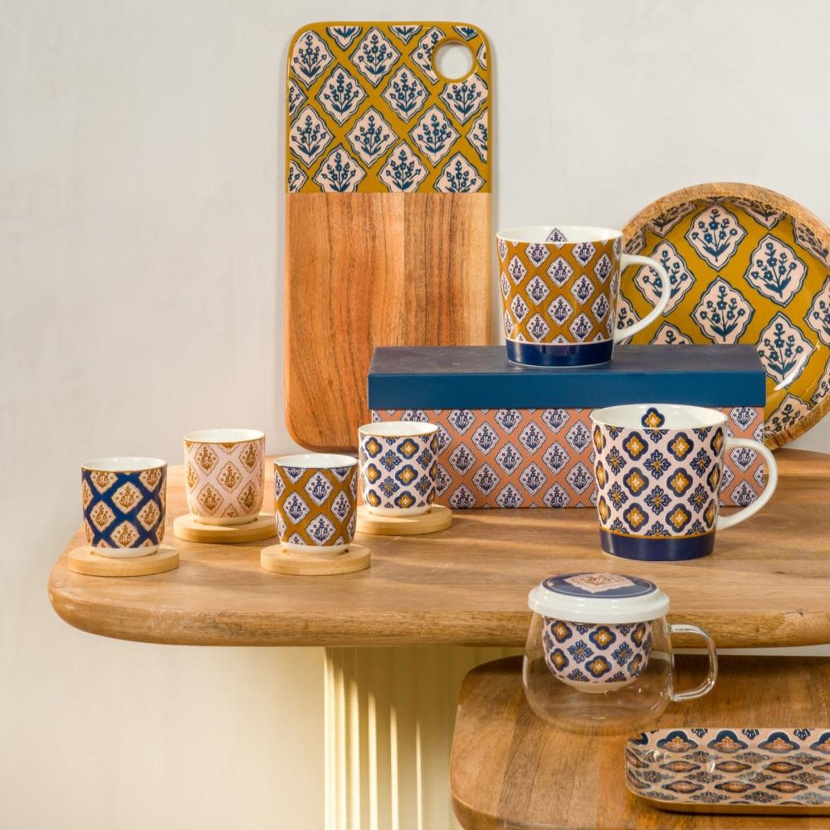 Coffret de 2 mugs Laure 45 cl blanc, AMADEUS