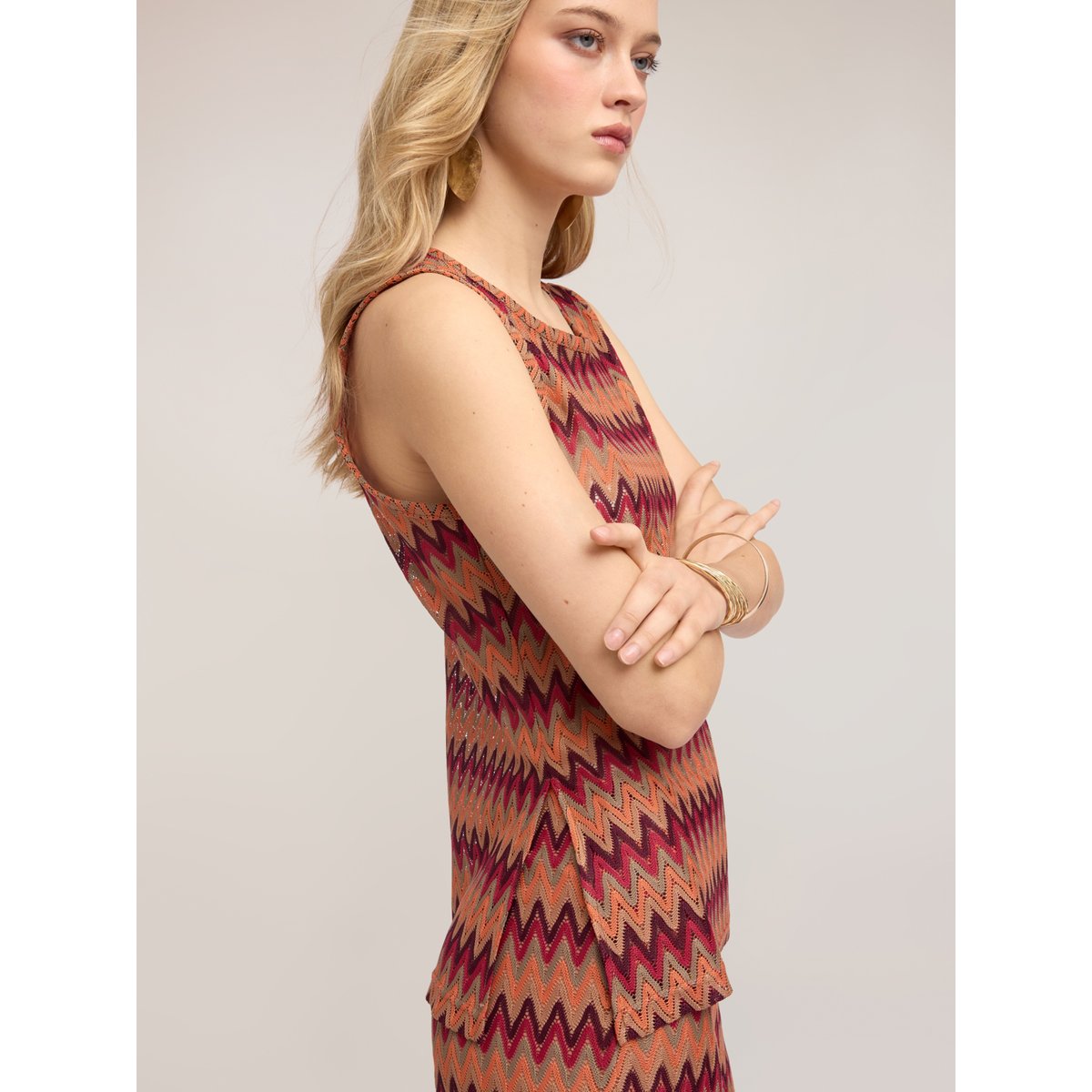 Top à imprimé chevron orange soleil, MOTIVI