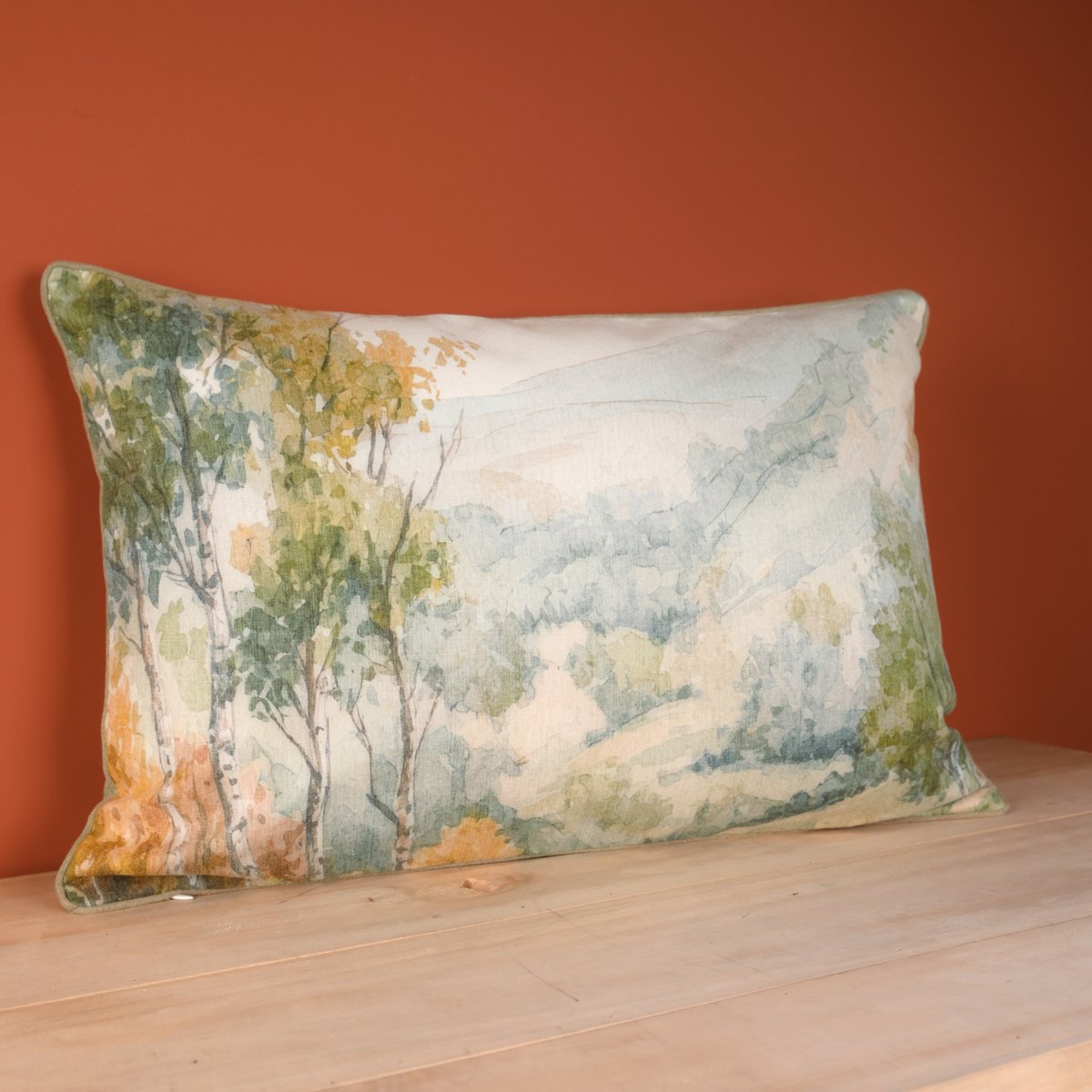 Coussin motif aquarelle forêt - QABANE vert, HOME MAISON
