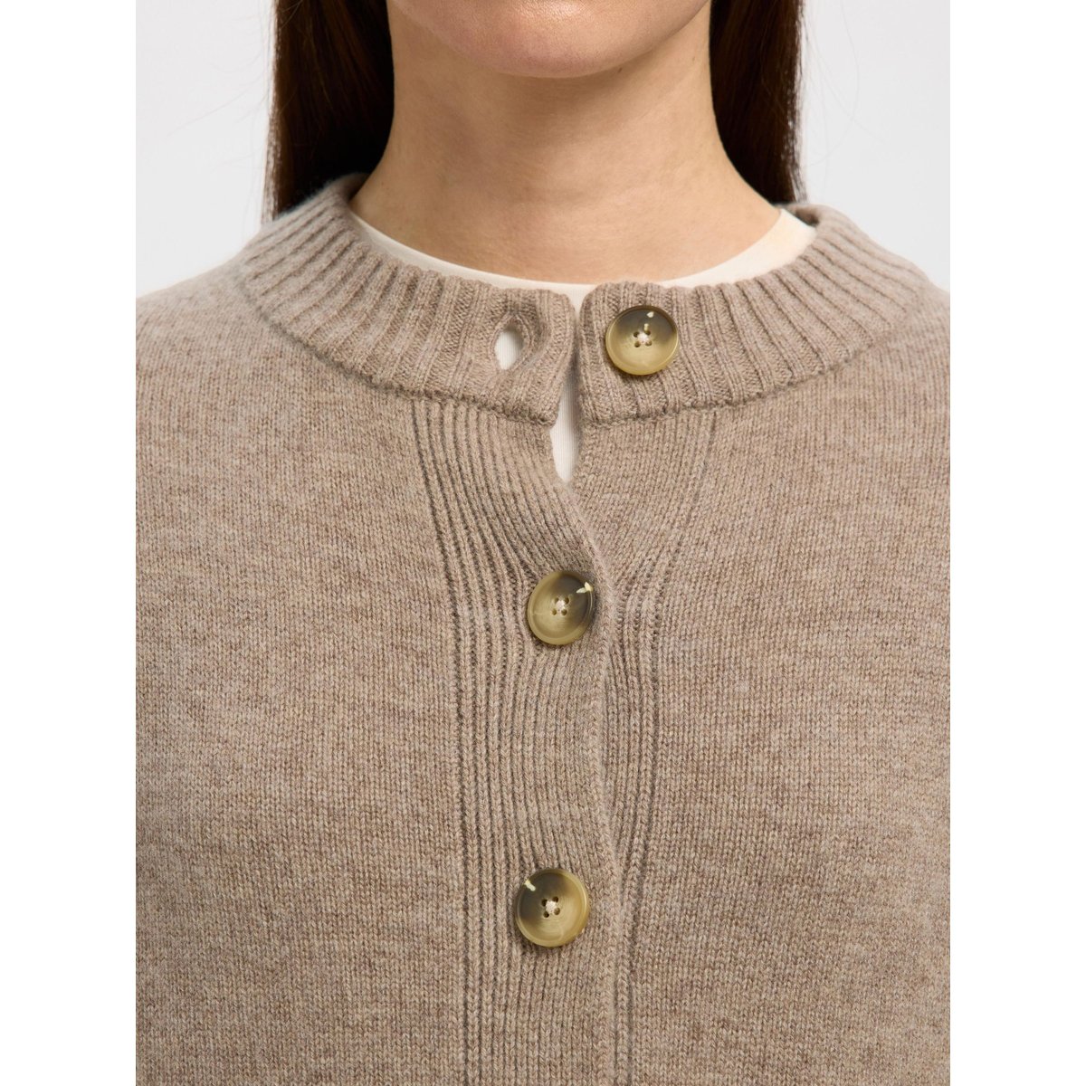 Cardigan irish cream, SELECTED
