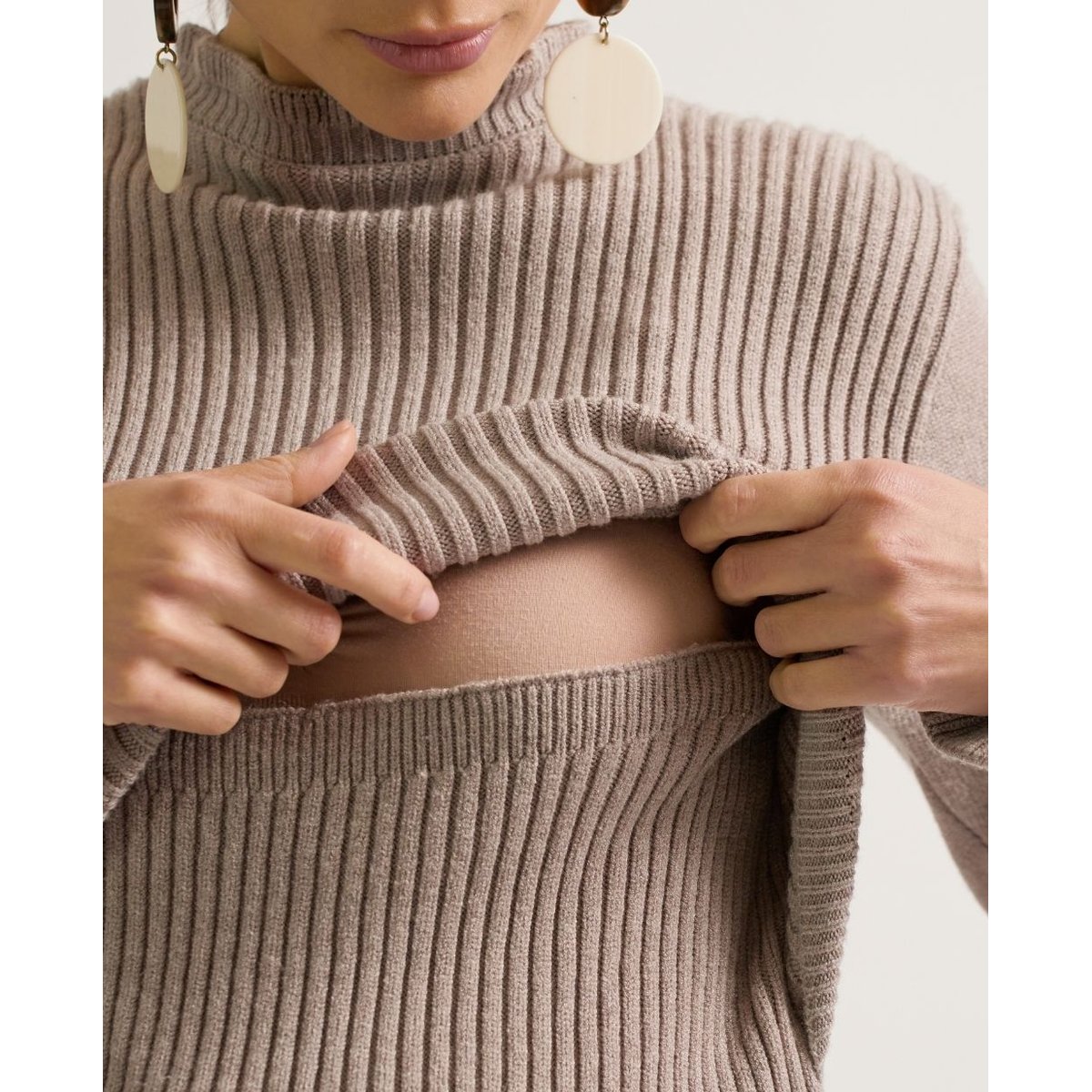 Pull de grossesse et allaitement Dorothée taupe, CACHE COEUR