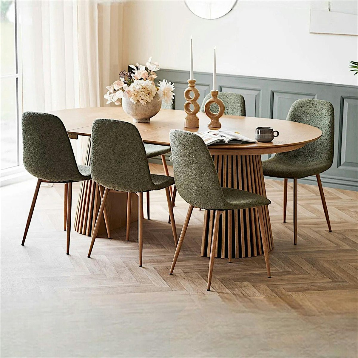 Ensemble table et chaises vertes bouclettes (lot de 9 pièces) AMSTERDAM bois naturel, PIER IMPORT
