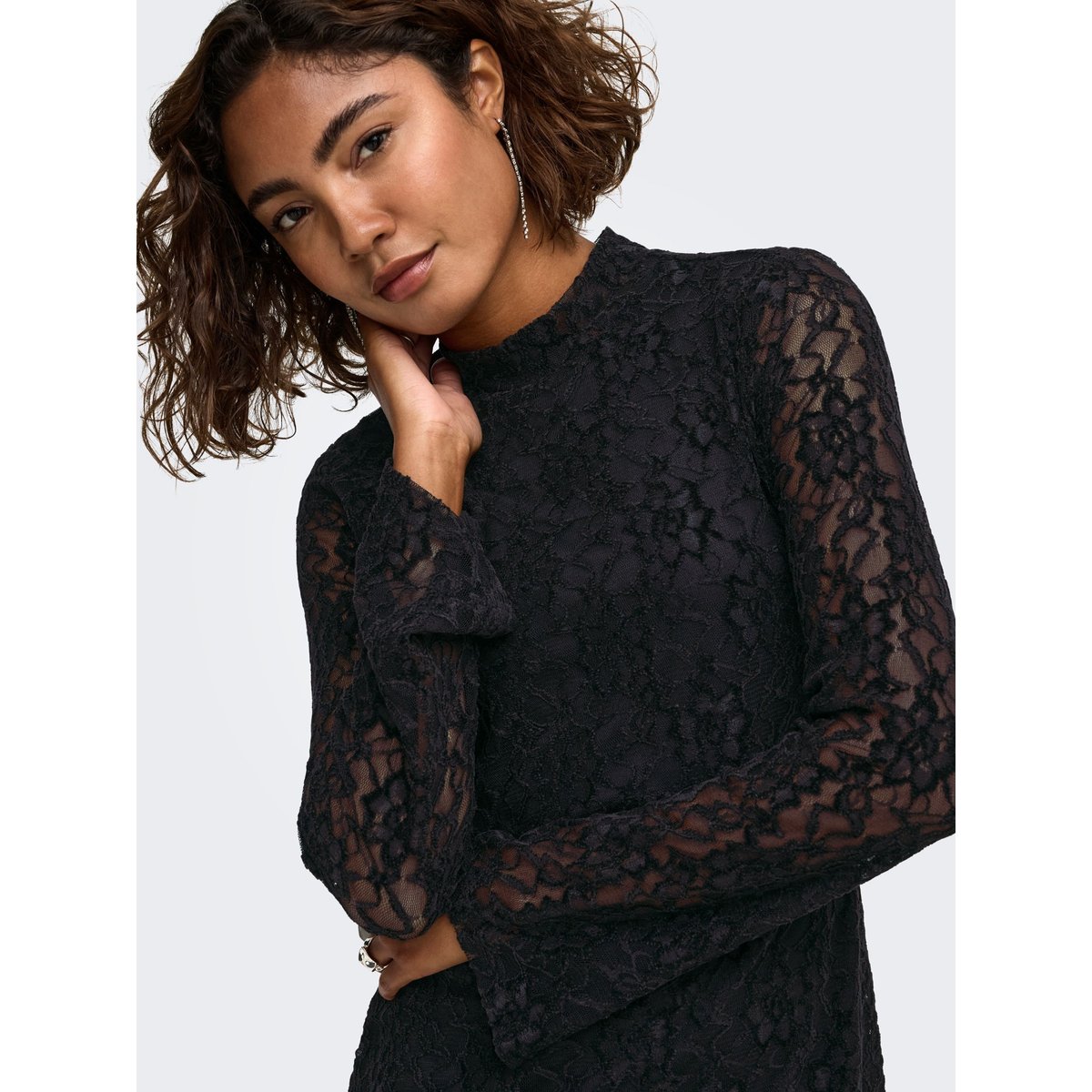 Robe black 1, ONLY