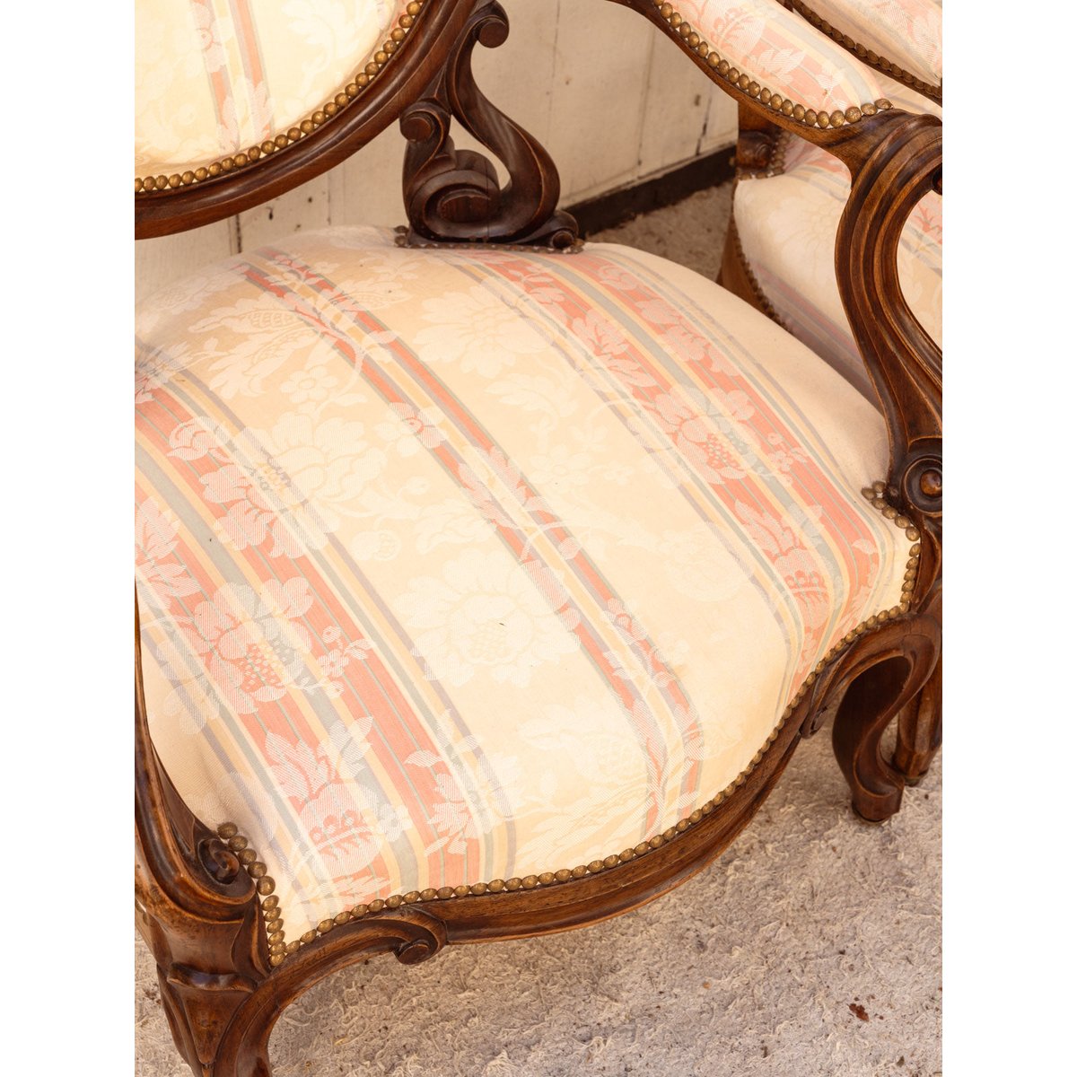 Paire de fauteuils Napoléon III en bois Ernest N°1487 - Bon état bois foncé, DEBONGOUT