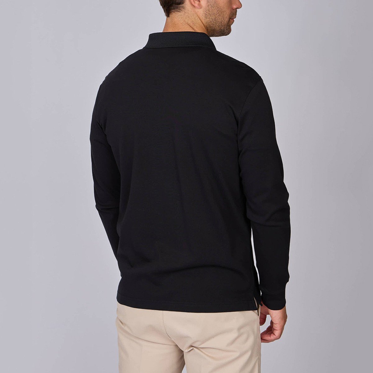 Polo Ellian noir, MISE AU GREEN