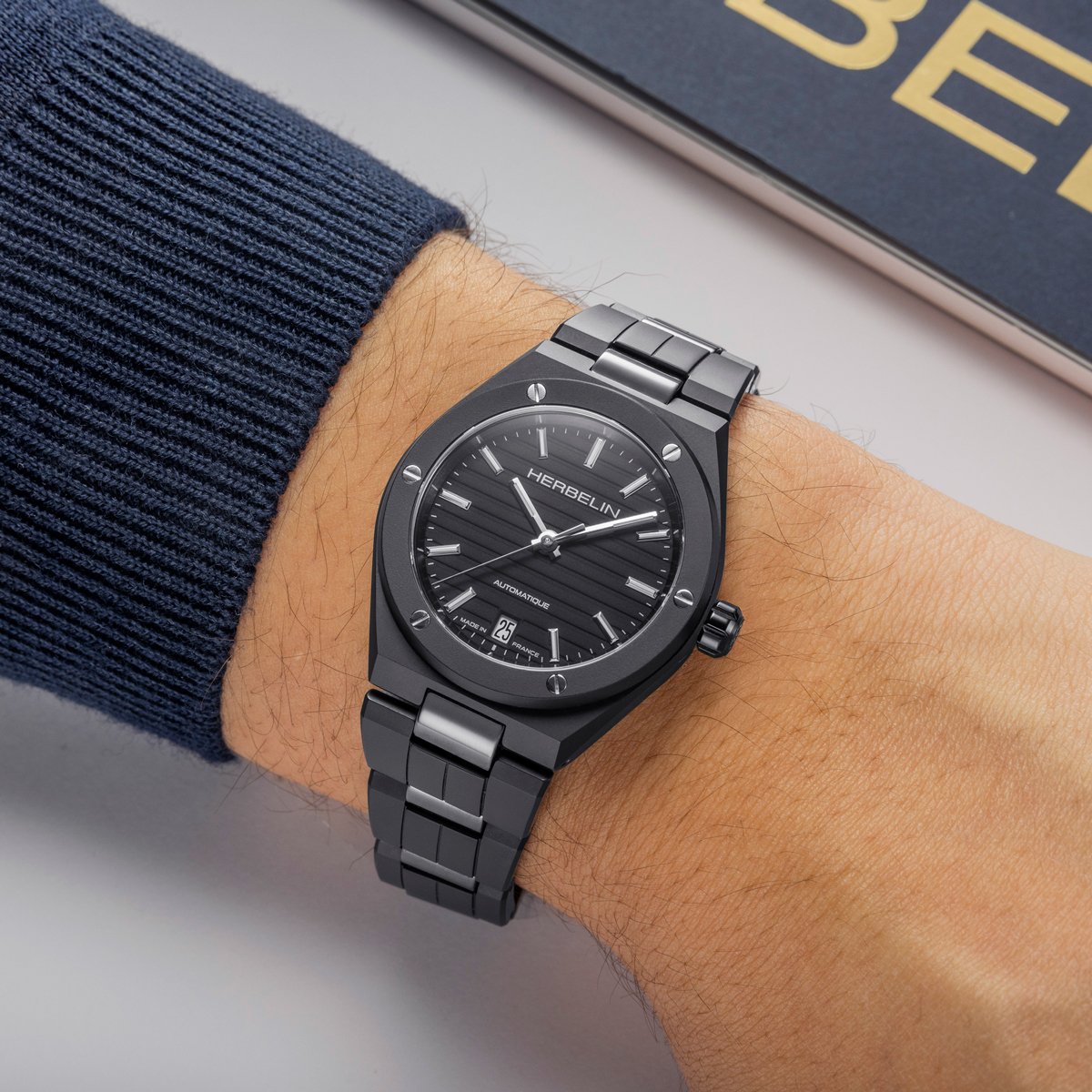 Montre Analogique CAP CAMARAT noir noir noir, HERBELIN