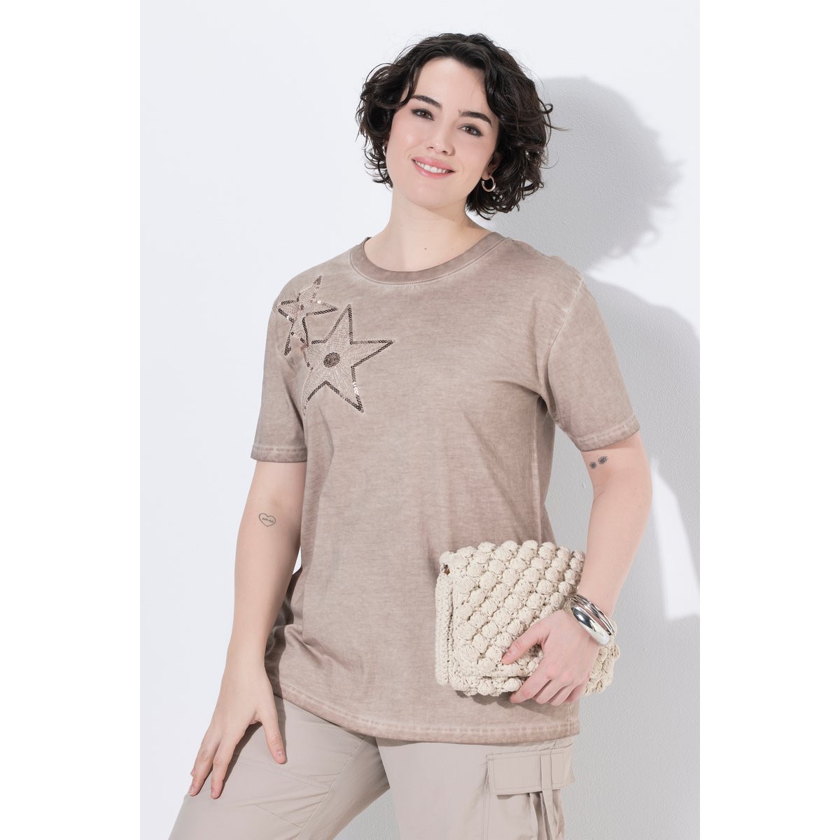 T-shirt oversize avec étoiles de mer beige, ULLA POPKEN