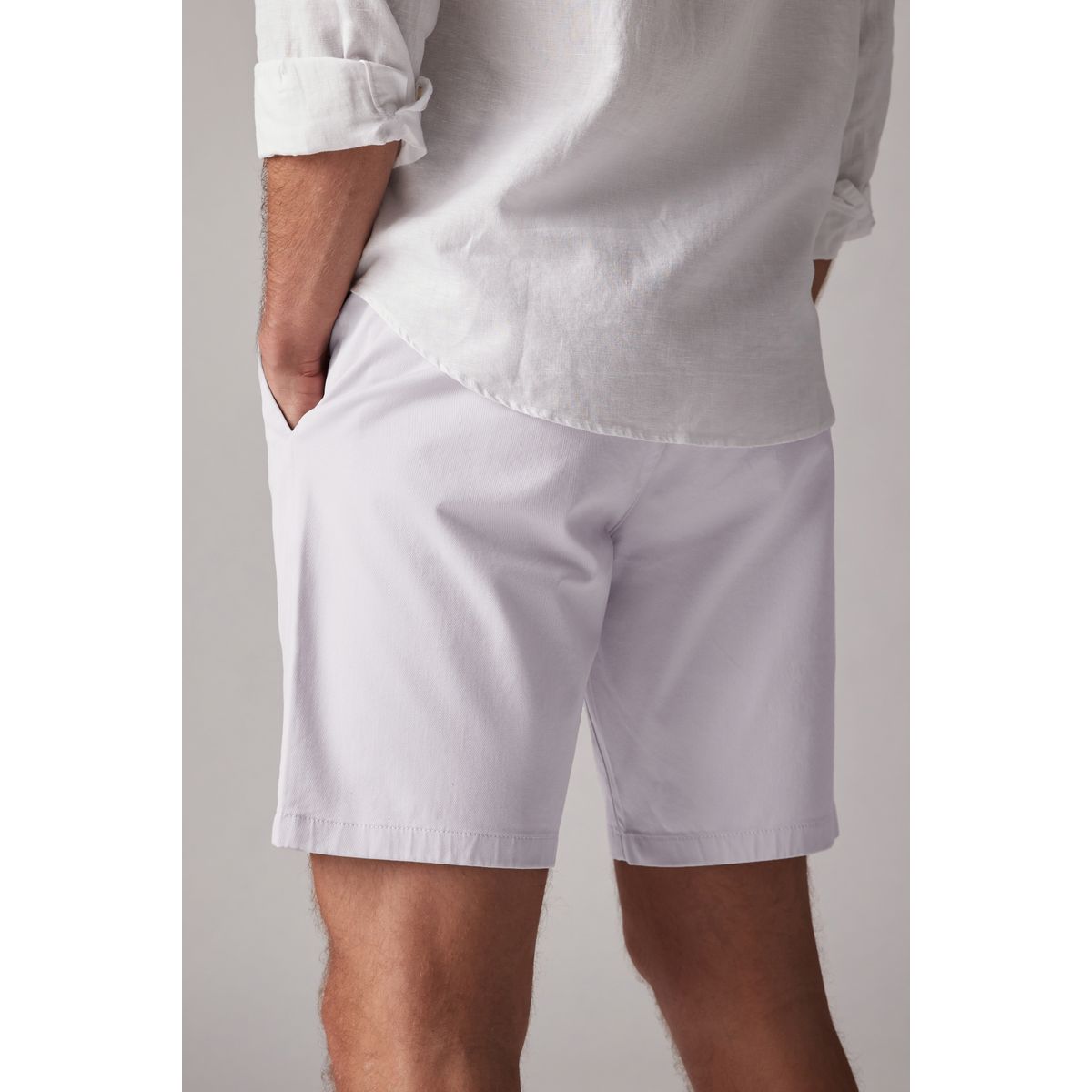 Short chino stretch coupe droite violet lilas, NEXT