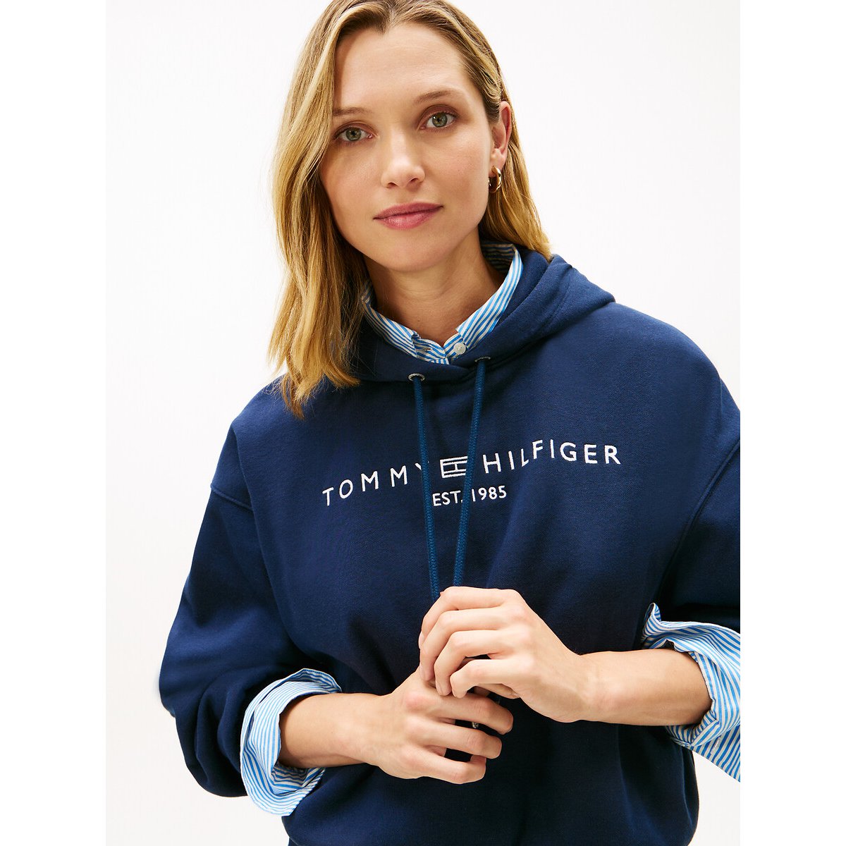 Sweat à capuche avec logo marine, TOMMY HILFIGER
