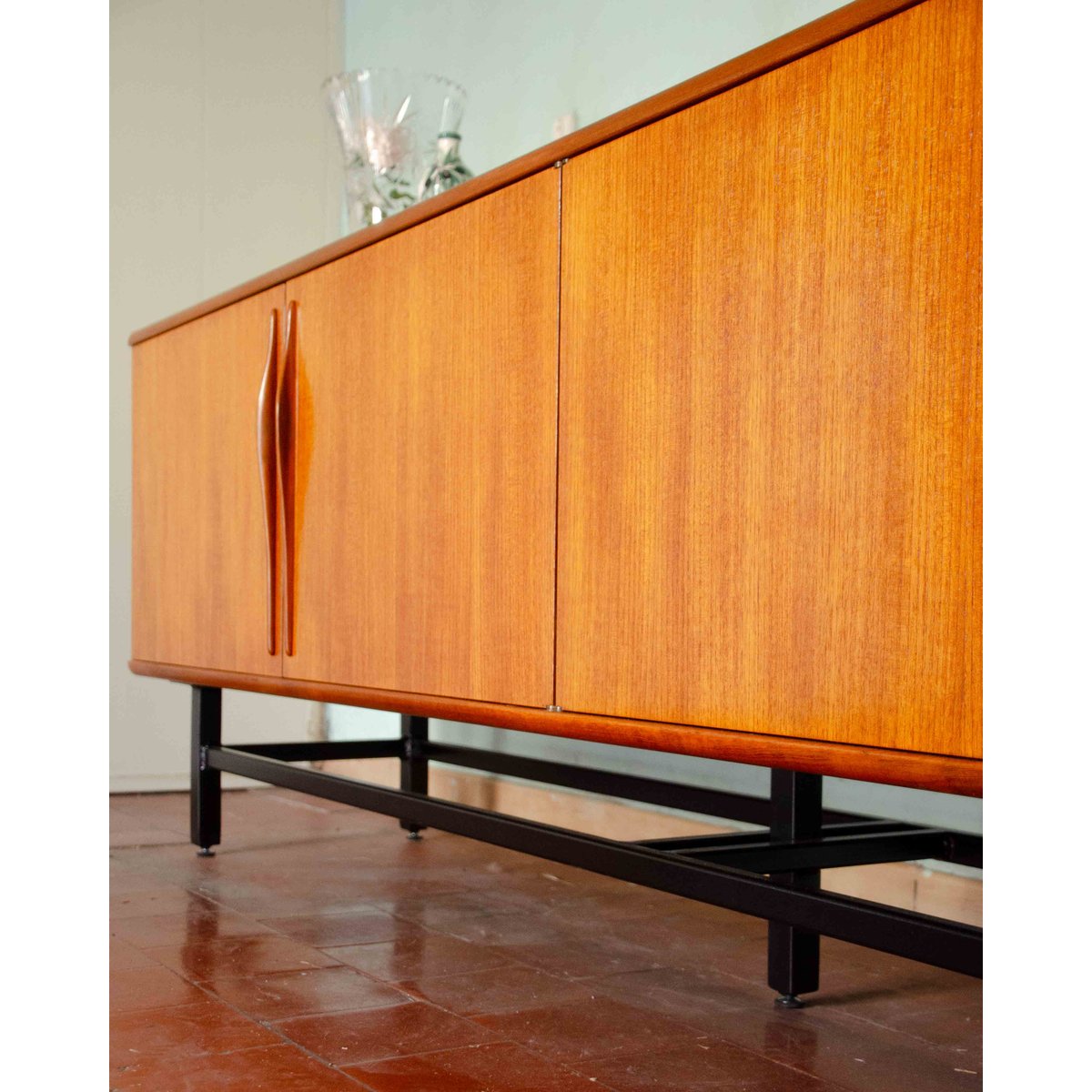 Grande enfilade en teck Margaret N°506 - Bon état bois clair, DEBONGOUT