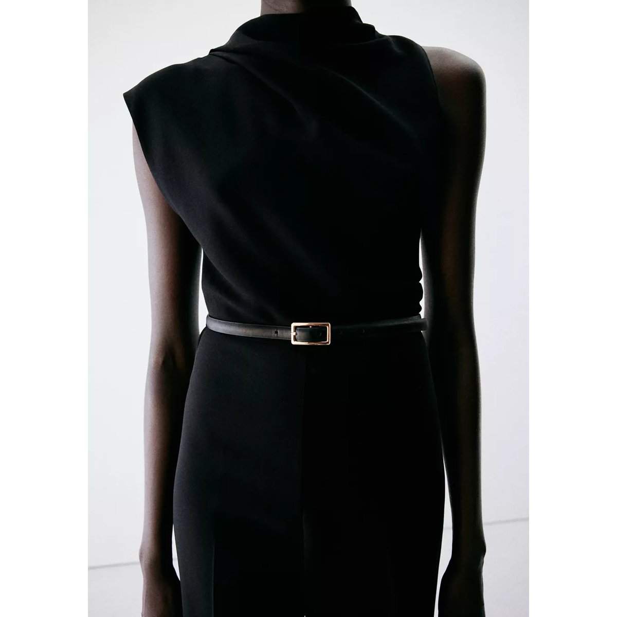 Combinaison détail drapé ceinture noir, MANGO