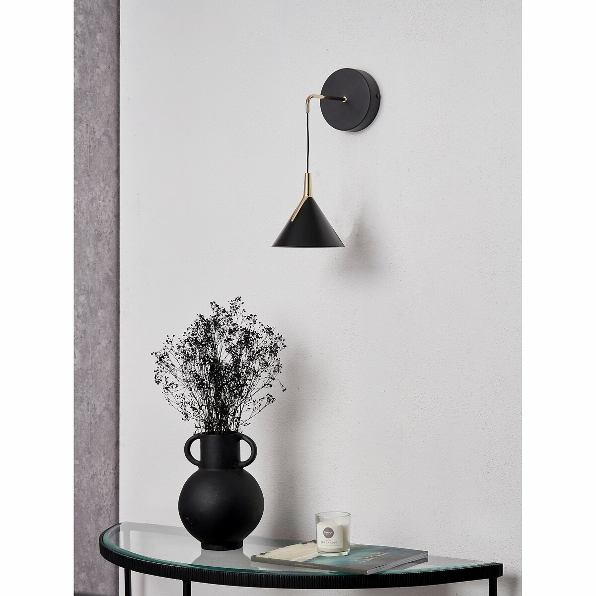 Astoria LED Drop Wall Light in Matte Black black, ÉDITÉ