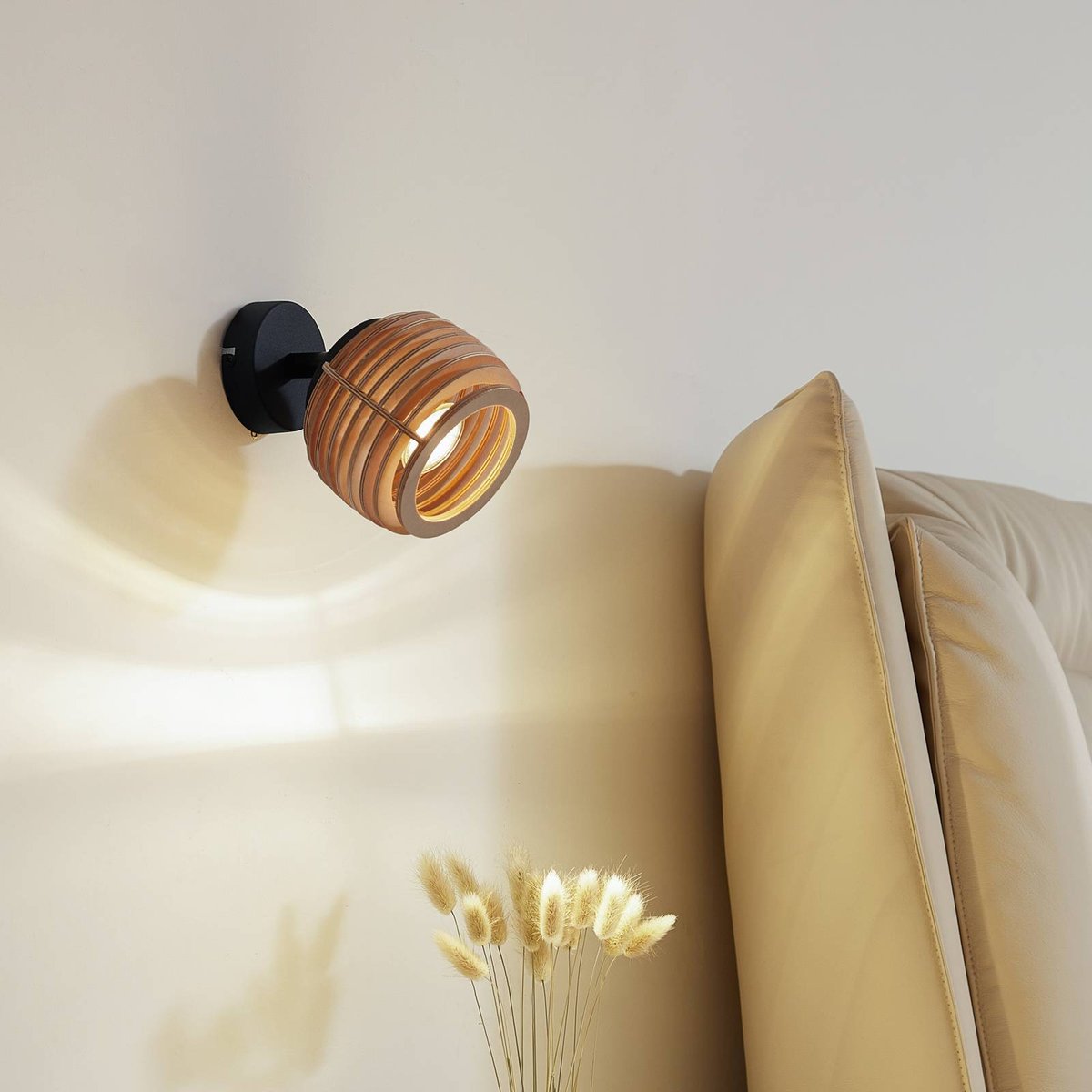 Applique en bois moderne, Ediz noir, bois clair, LINDBY