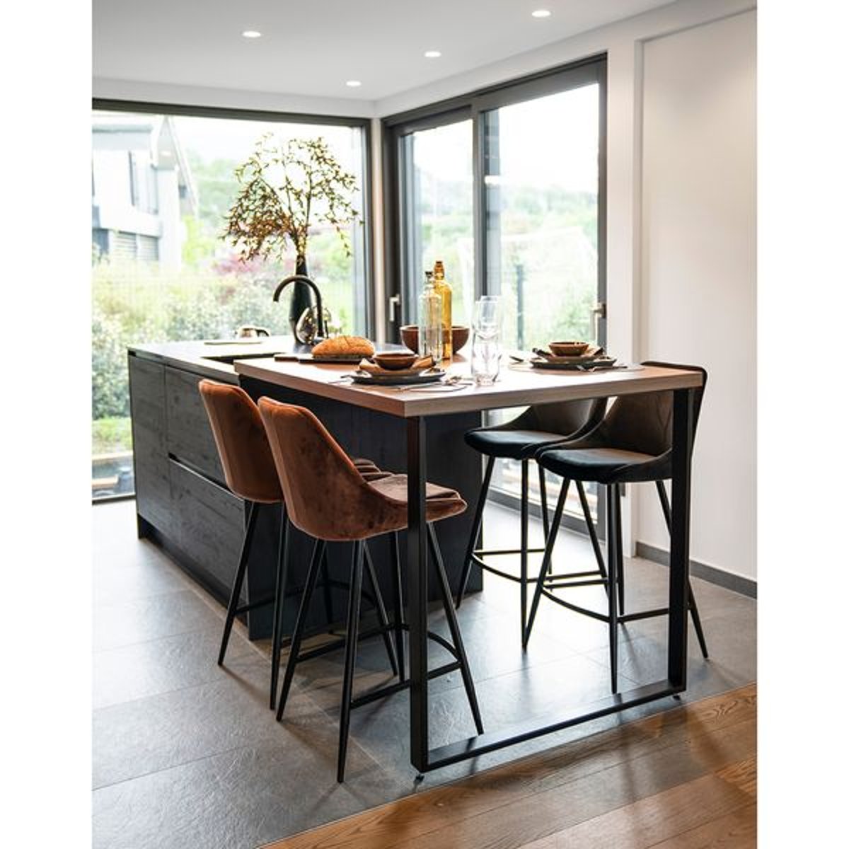 Chaise snack tissu effet daim chocolat, ZAGO