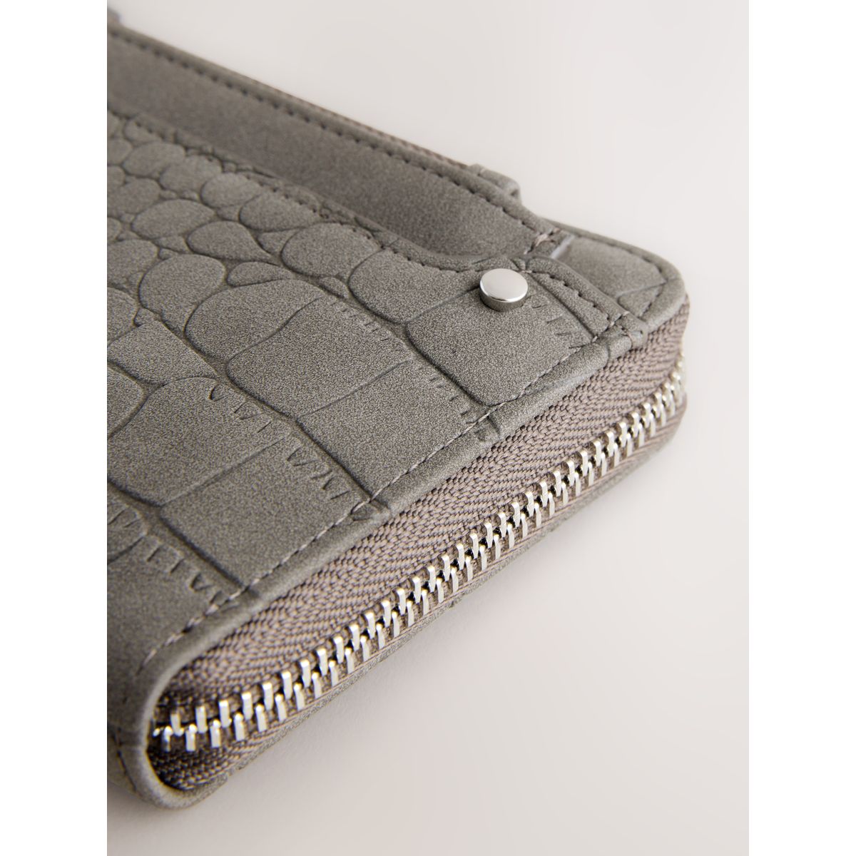 Grand porte-monnaie effet croco gris, NEXT