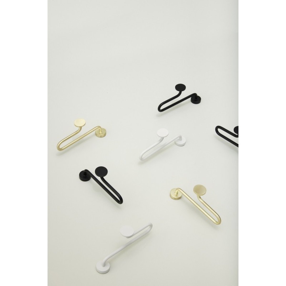 Patère design métal SWING blanc, HUBSCH