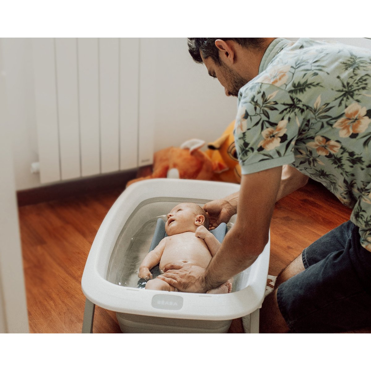 Baignoire pour bébé pliable et compacte EAZY POP gris velours, BEABA