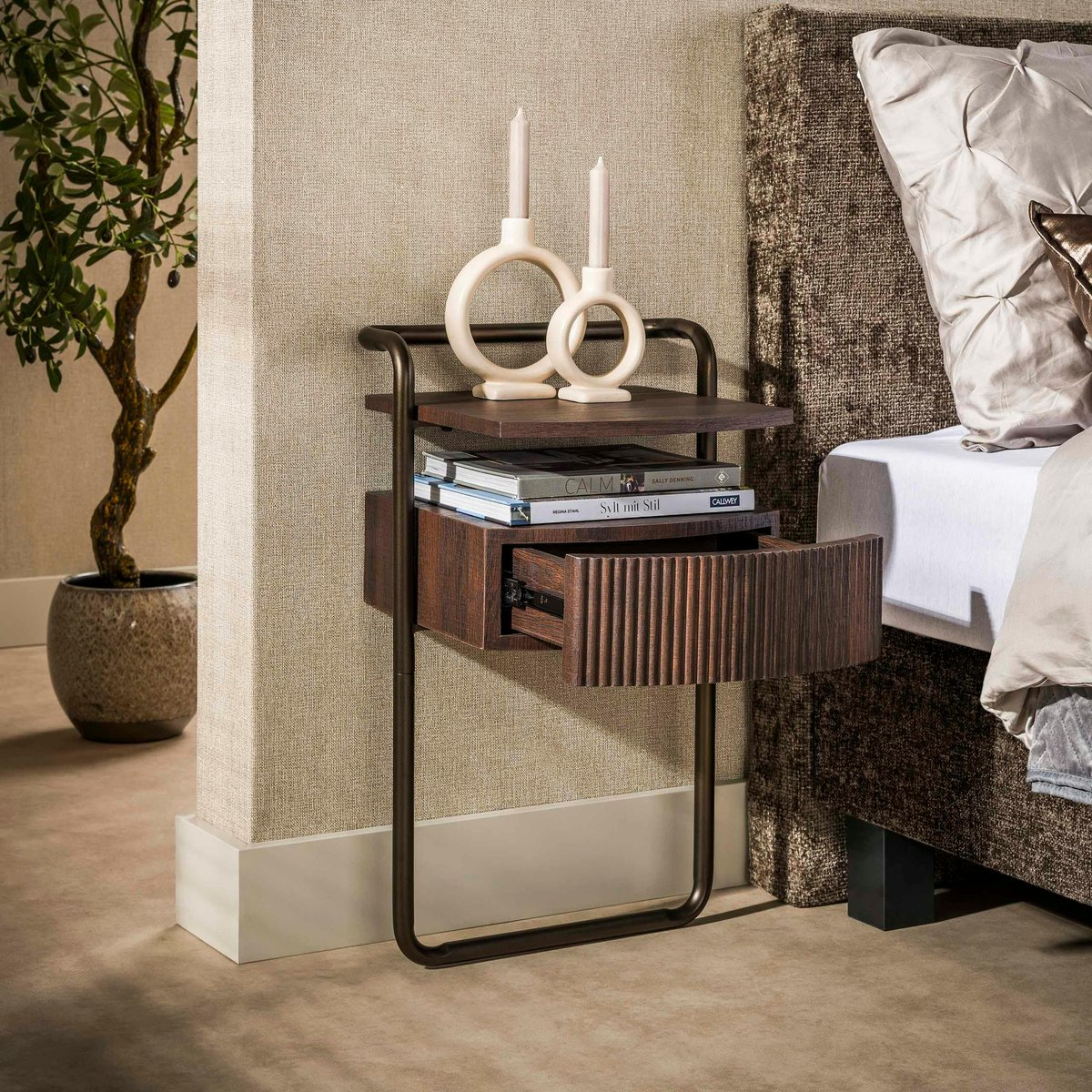 Table de chevet 1 tiroir effet bois et métal bronze TERRA marron, PIER IMPORT