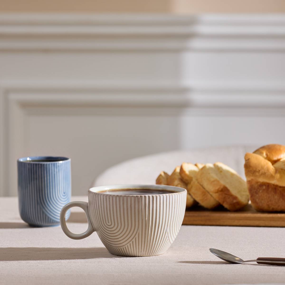 Bol petit-déjeuner en faïence LYA blanc, ATMOSPHERA