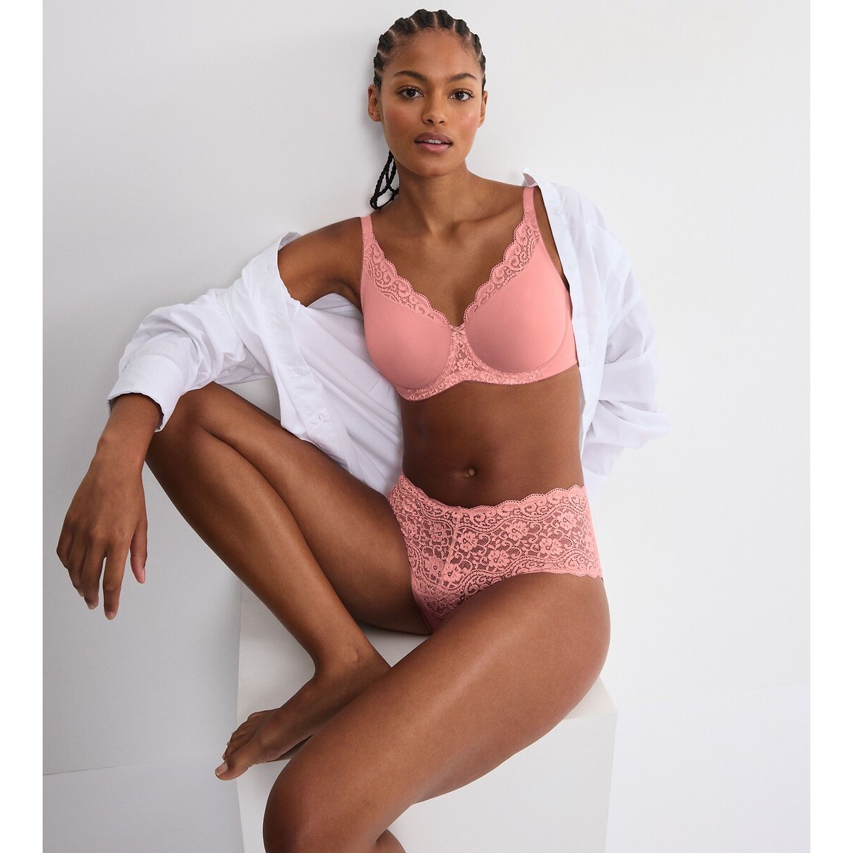 Soutien-gorge minimiseur Amourette rose, TRIUMPH
