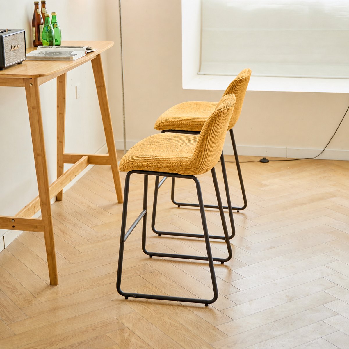 Lot de 2 tabourets de bar en métal CORIA jaune, NORDLYS