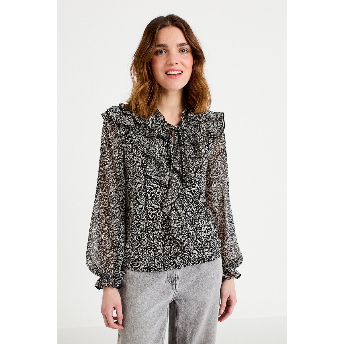Blouse à volants noir, CACHE CACHE