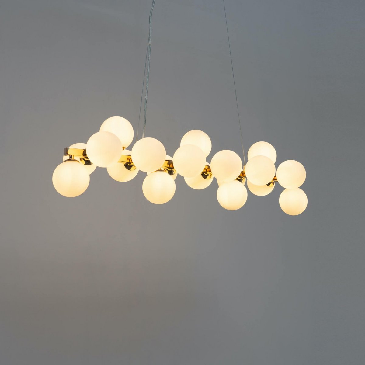 Sublime suspension en métal et verre - AMBROSIA doré rose et blanc, KOSILUM