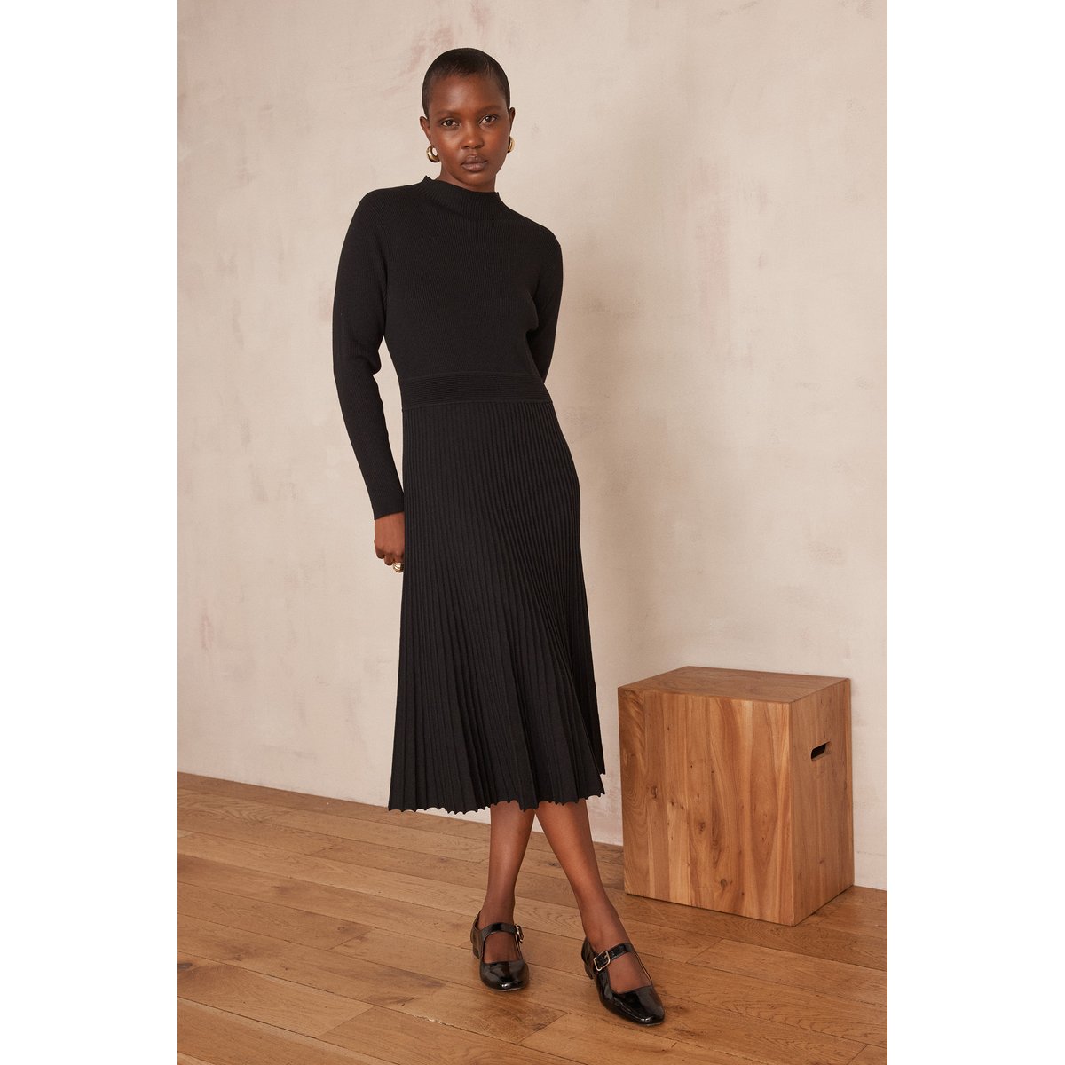 Robe MARTIKA en maille plissée noir, Maison 123
