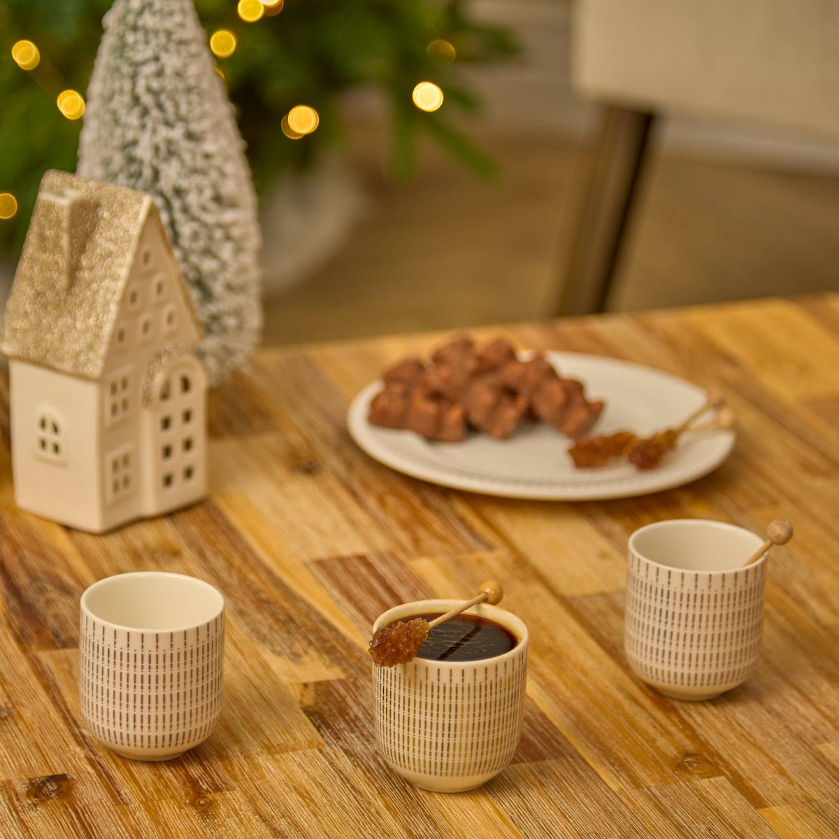 Coffret de 6 tasses en porcelaine LUNIS doré, ATMOSPHERA