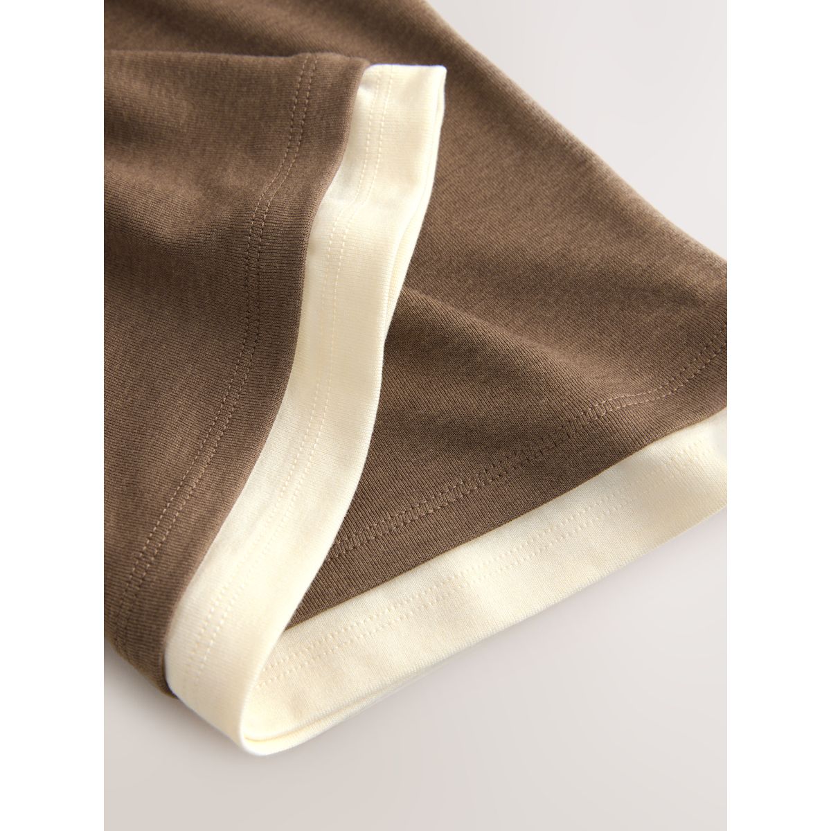 T-shirt ras du cou à manches courtes marron chocolat, NEXT