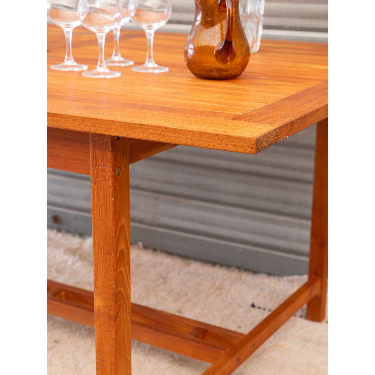 Table à manger en bois Romy N°1444 - Bon état bois clair, DEBONGOUT