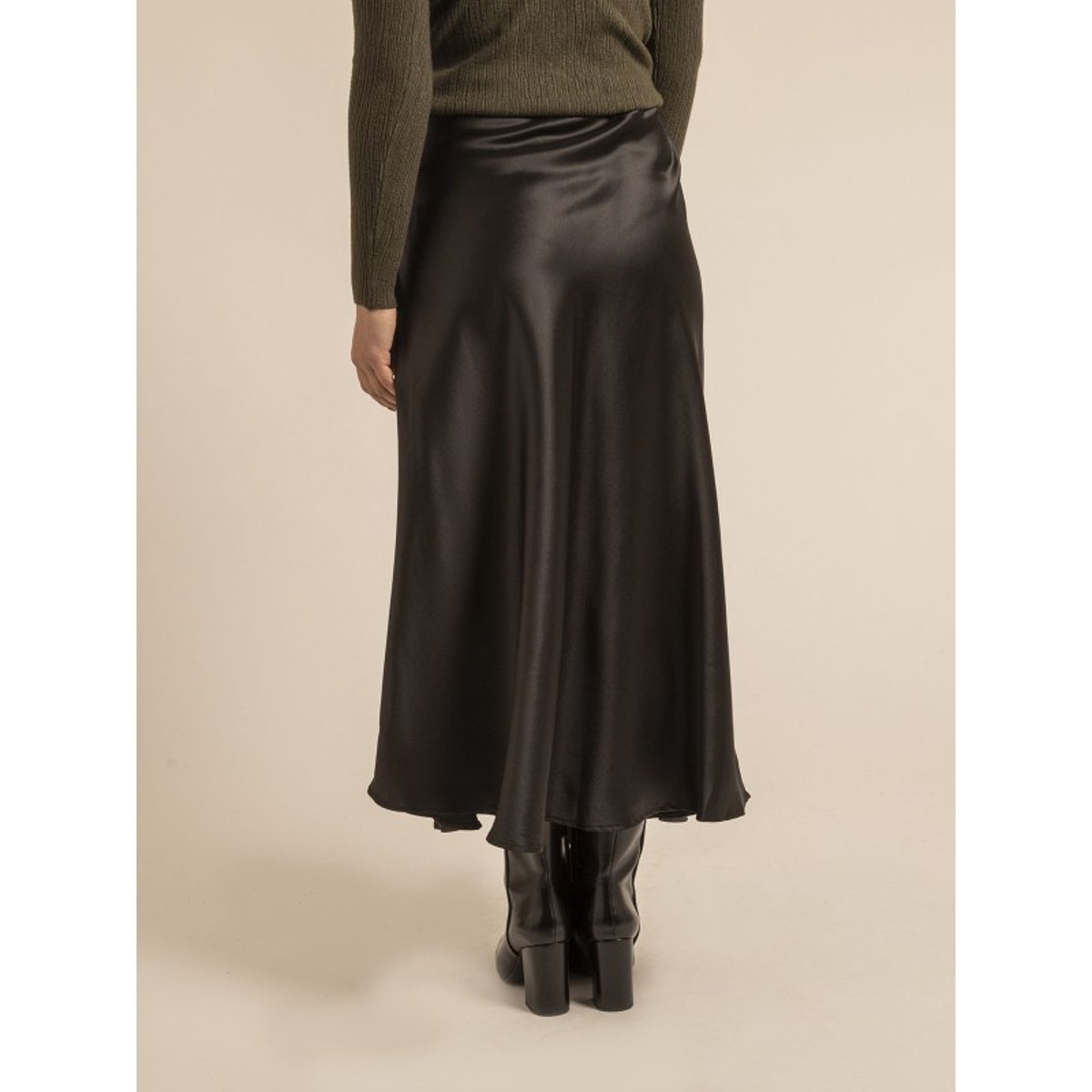 Jupe Longue En Satin Xabatia noir, DONA LISA