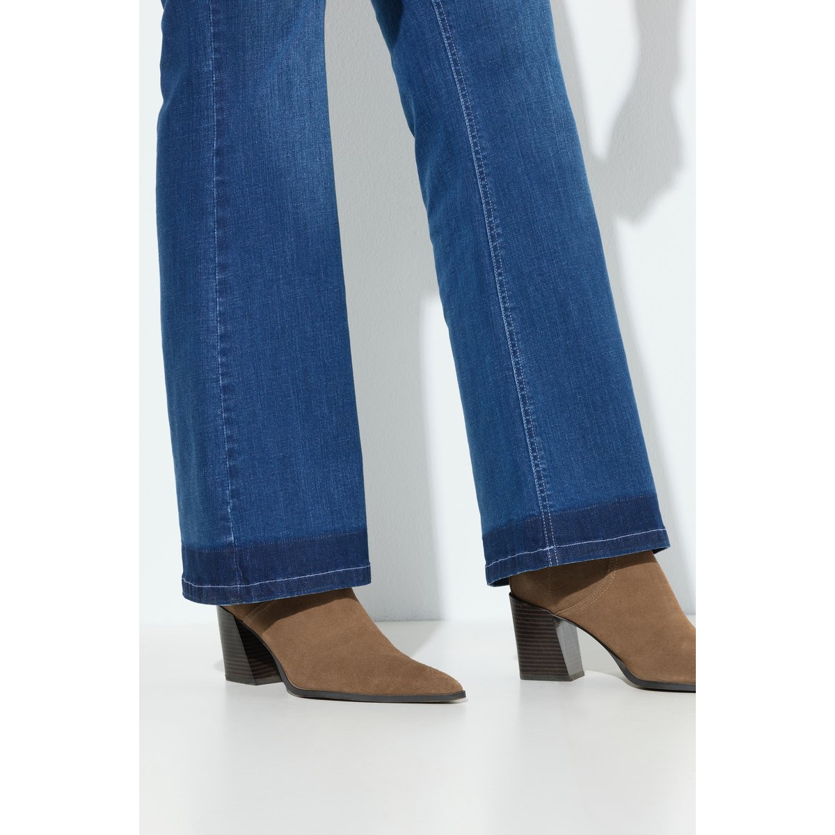 Jean Bootcut Sarah, en denim stretch bleu jean, ULLA POPKEN
