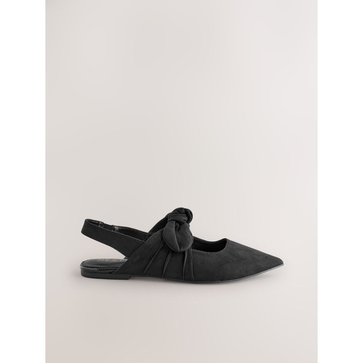Chaussures plates à bride arrière/bout pointu noir, NEXT