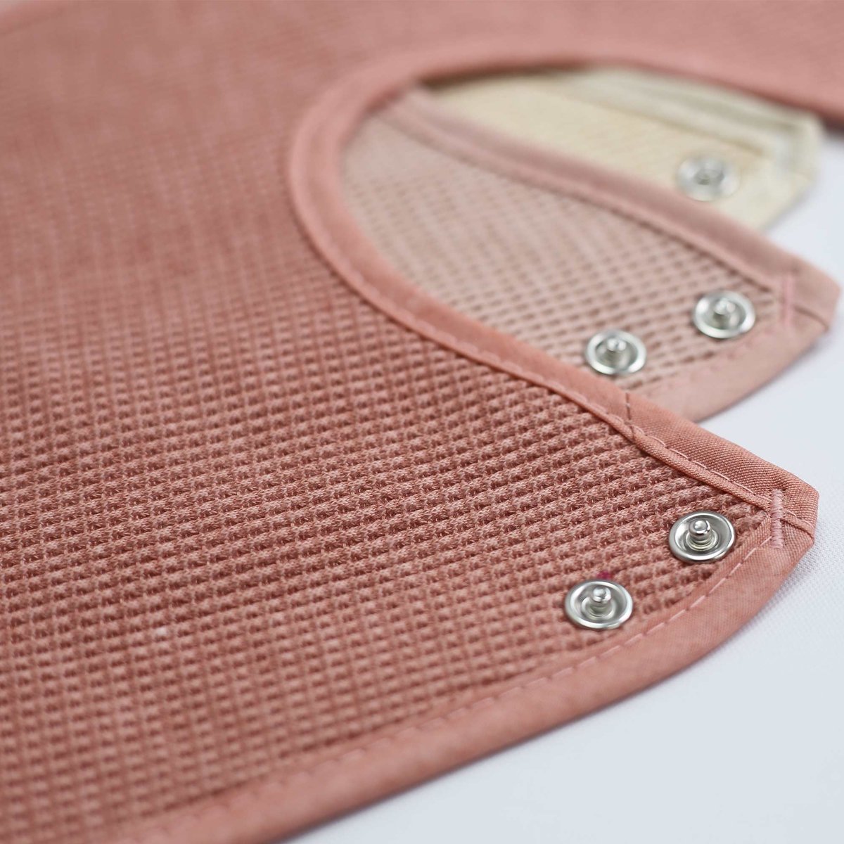 Bavoirs bébé oud roze, TROIS KILOS SEPT