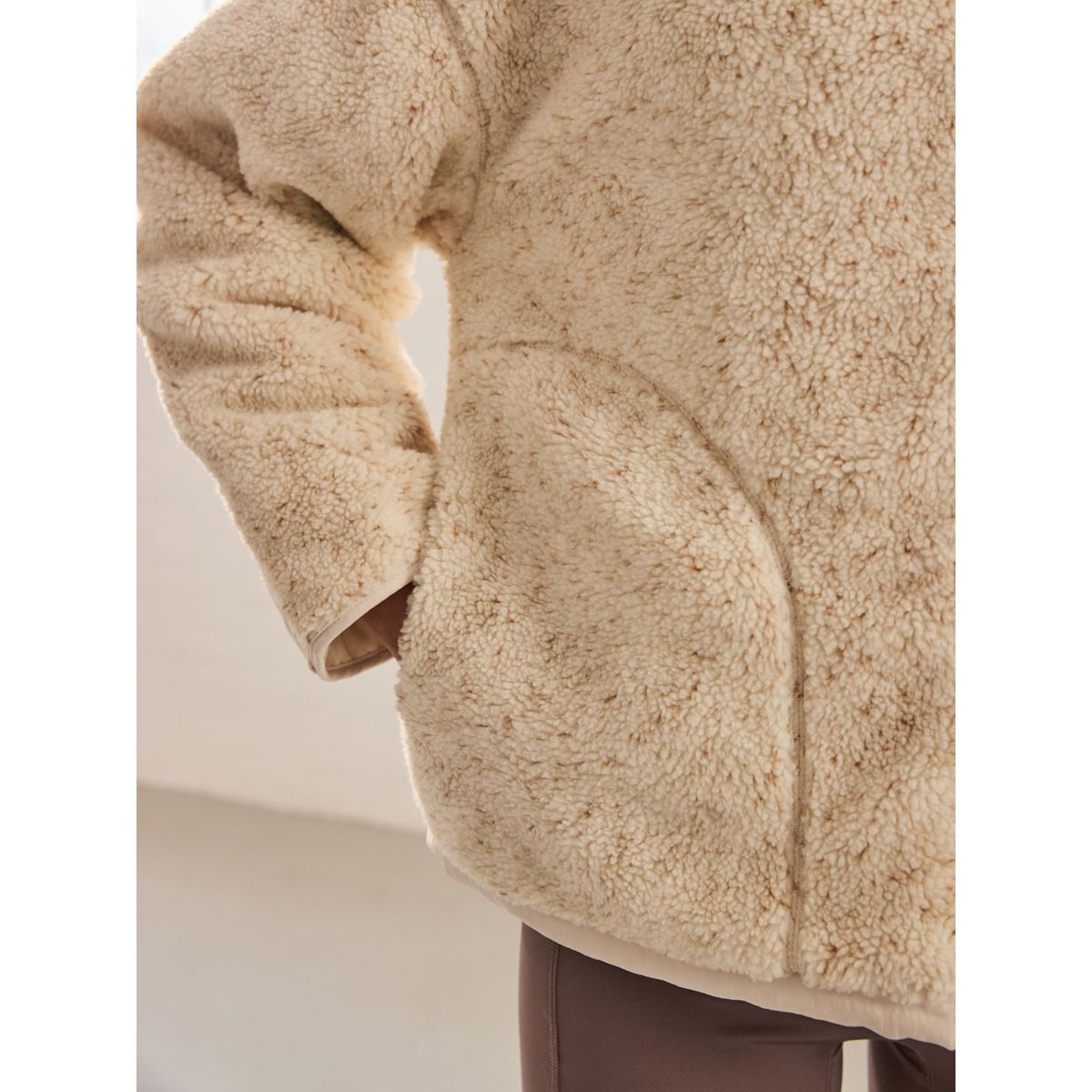 Veste zippée en imitation peau de mouton naturel, NEXT