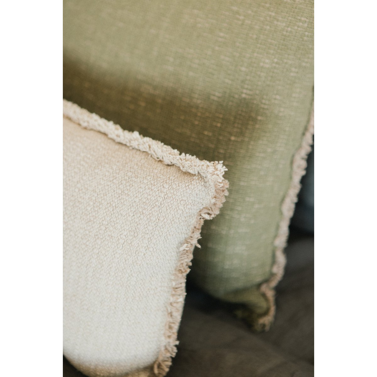Coussin tissé à la main HANDLOOM LEGACY naturel et beige, LORENA CANALS