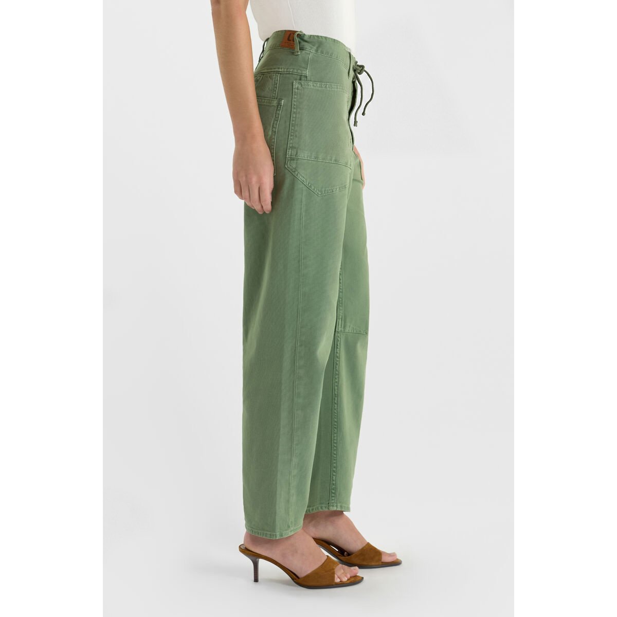 Pantalon loose, large en jeans MADIE hedge green, LE TEMPS DES CERISES