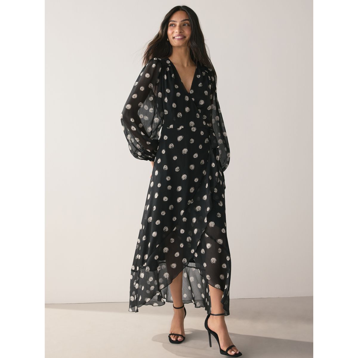 Robe portefeuille mi-longue à manches longues noir/pois blancs, NEXT