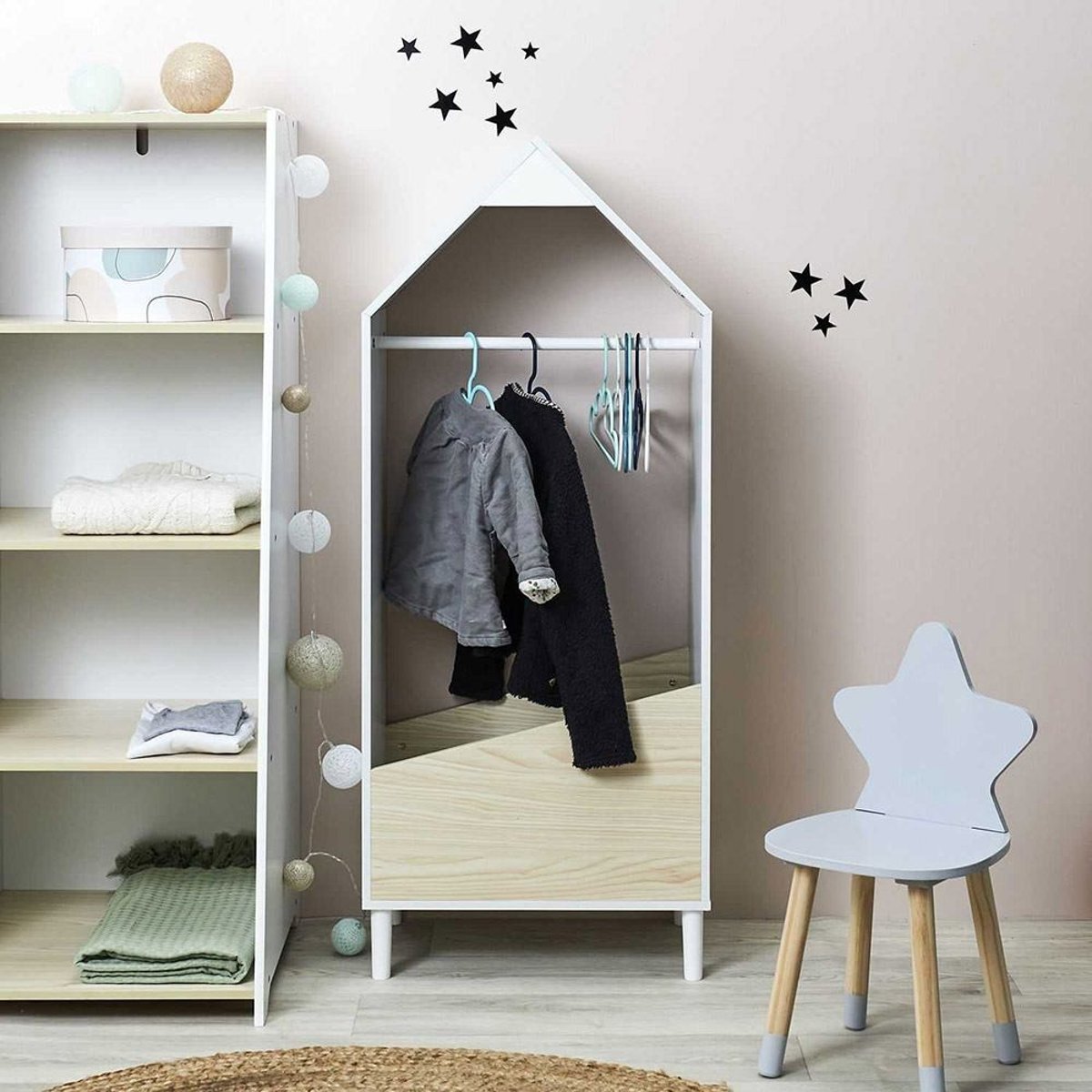 Penderie enfant maison blanc, DECORATIE