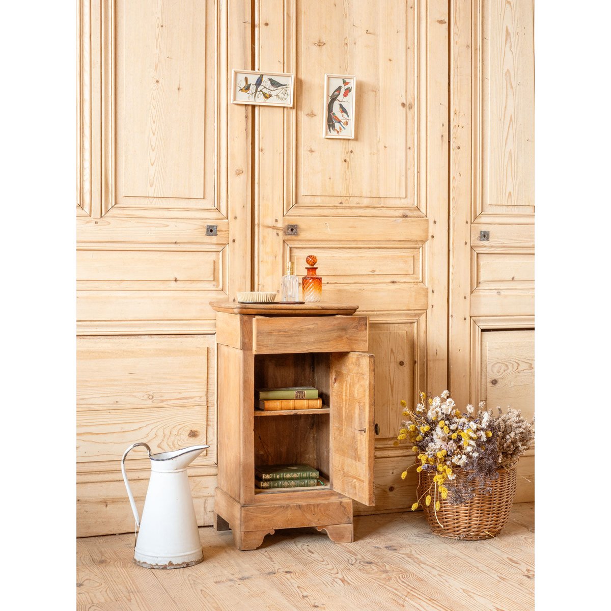 Meuble d'appoint en noyer Gilbert N°1741 - Bon état bois foncé, DEBONGOUT