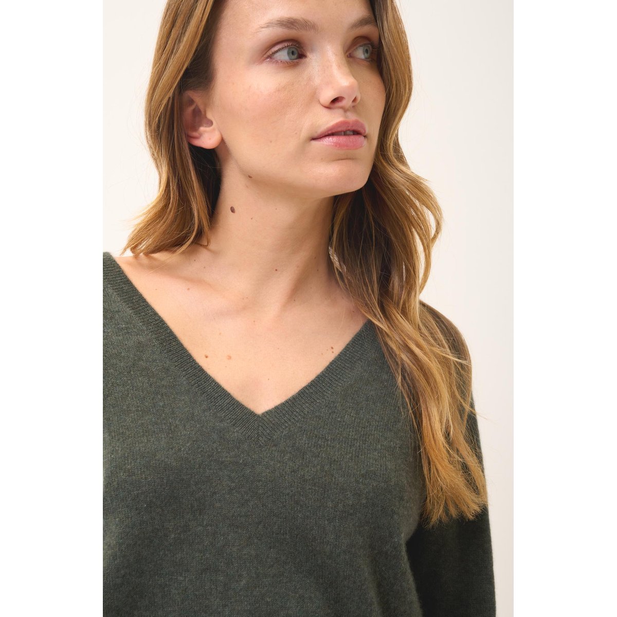 Pull Col V  Kaki Chiné Phoebe kaki chiné, JUST CASHMERE