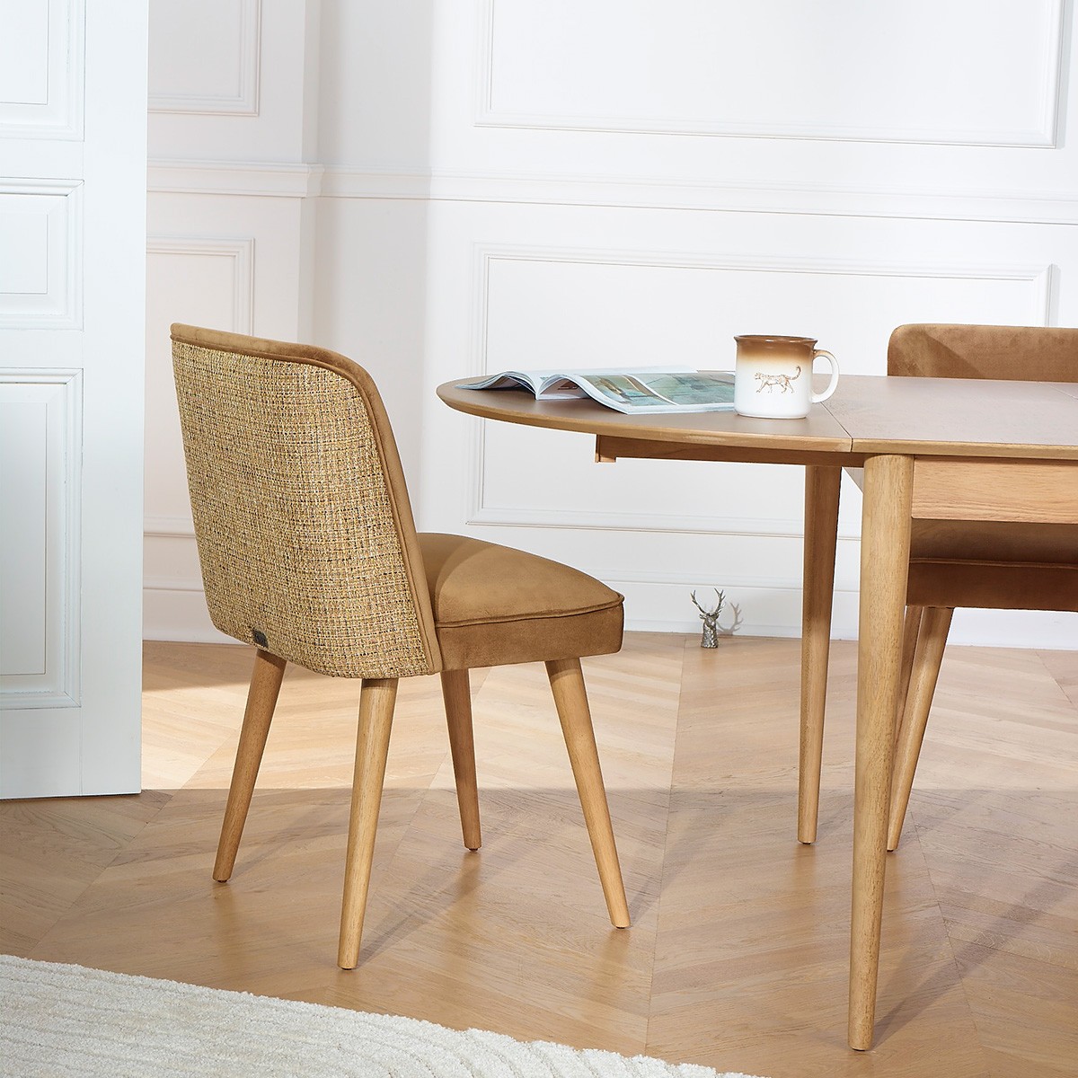 Lot de 2 chaises en hévéa, tweed et velours APOLLINE camel, ROBIN DES BOIS