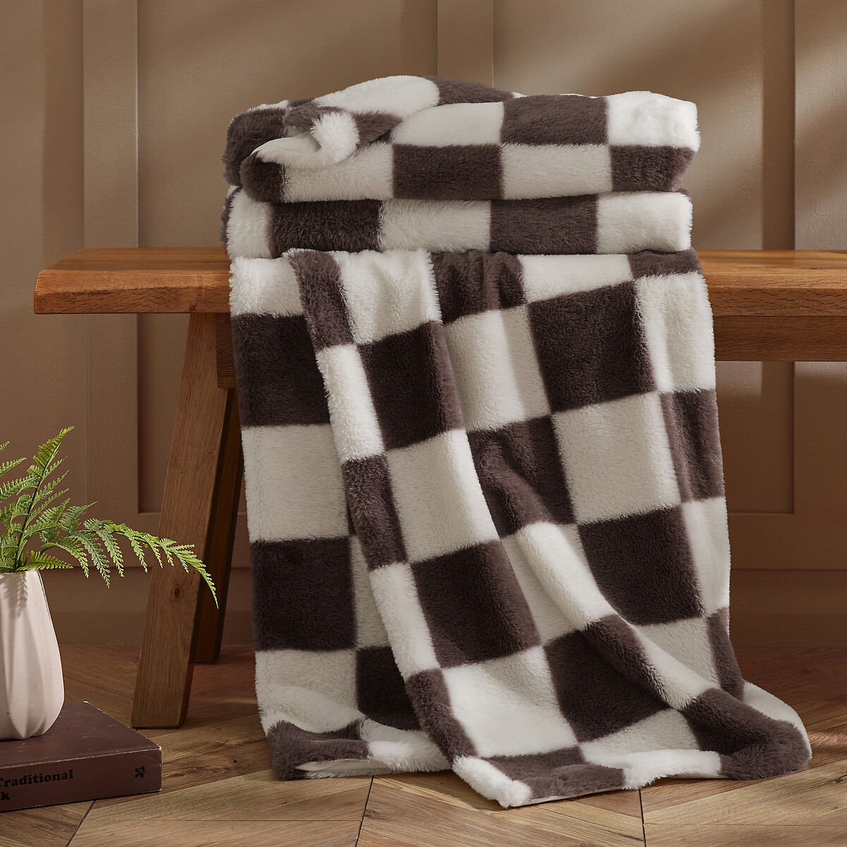 Cosy Soft Checkerboard Fleece Blanket Throw chocolate, CATHERINE LANSFIELD